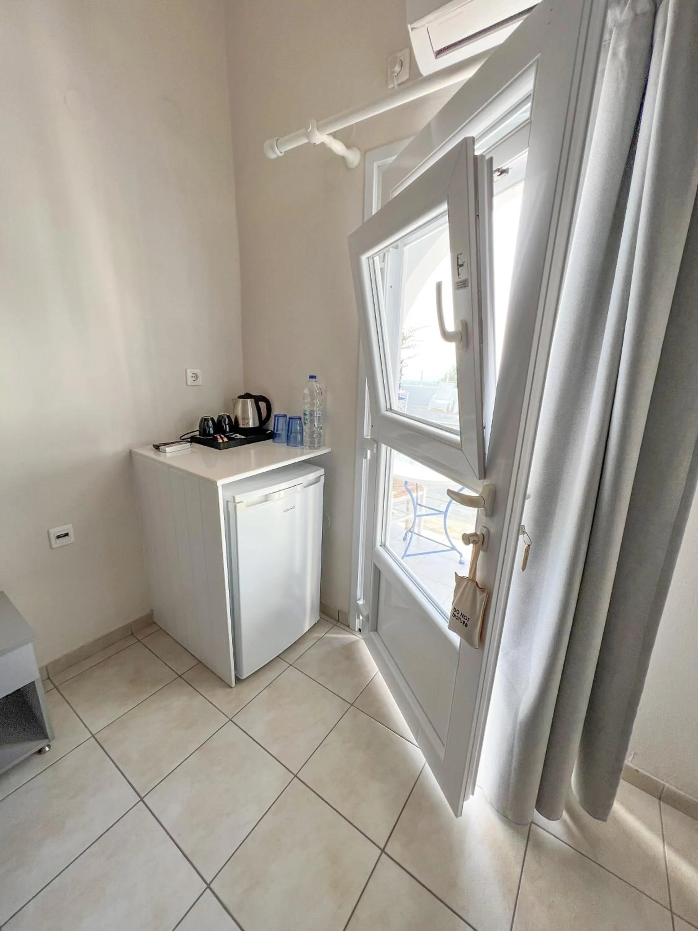 Coffee/tea facilities in Unique Galini Oia - Adults Only