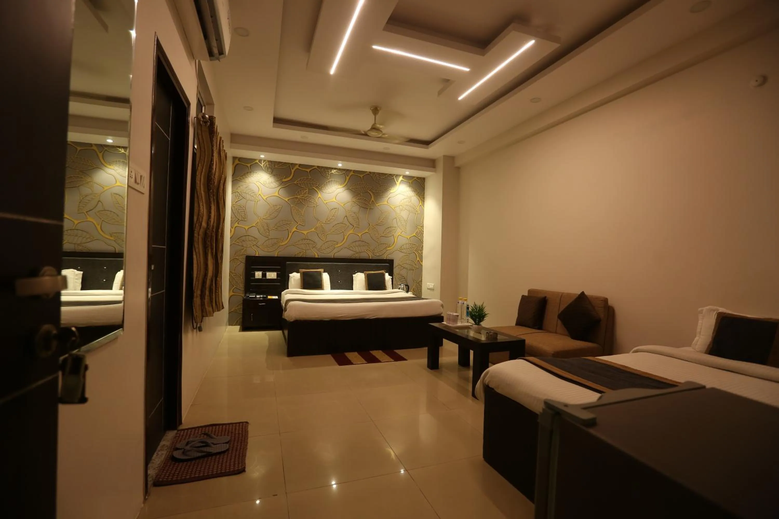 Bedroom, Bed in Hotel Nexus l Hotels In Charbagh Lucknow