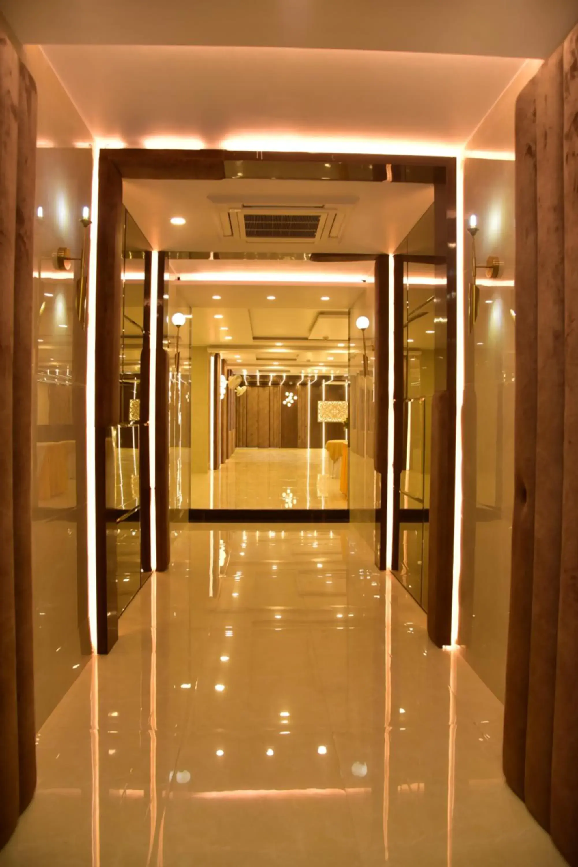 Facade/entrance in Hotel Nexus l Hotels In Charbagh Lucknow Facade/entrance in Hotel Nexus l Hotels In Charbagh Lucknow