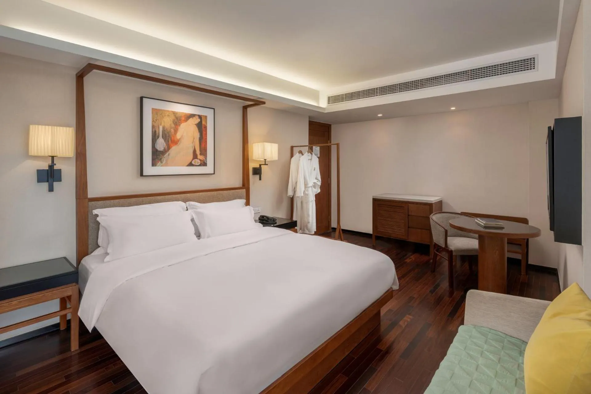 Bed in SSAW Boutique Hotel Sanya