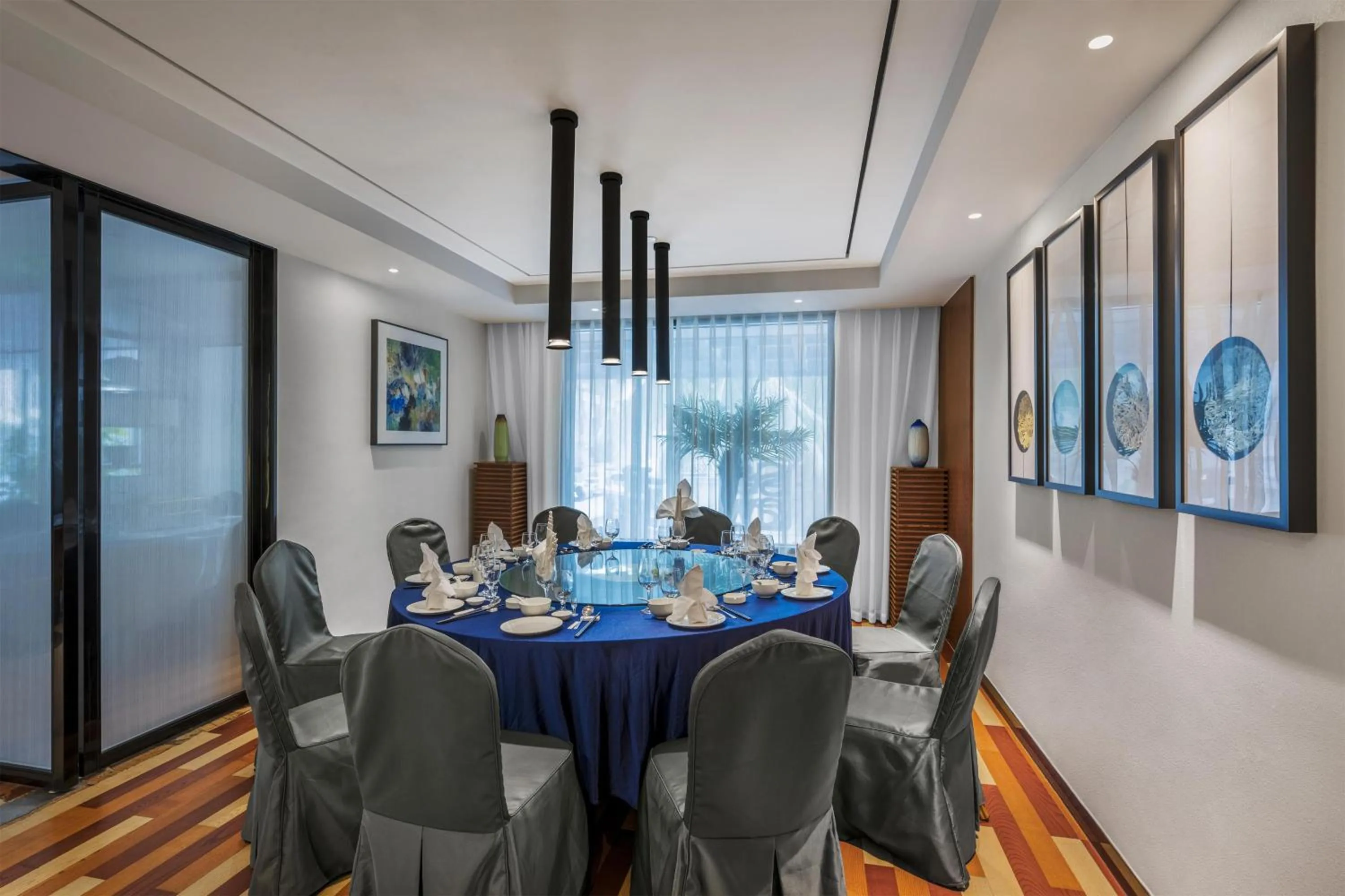 Dining area in SSAW Boutique Hotel Sanya
