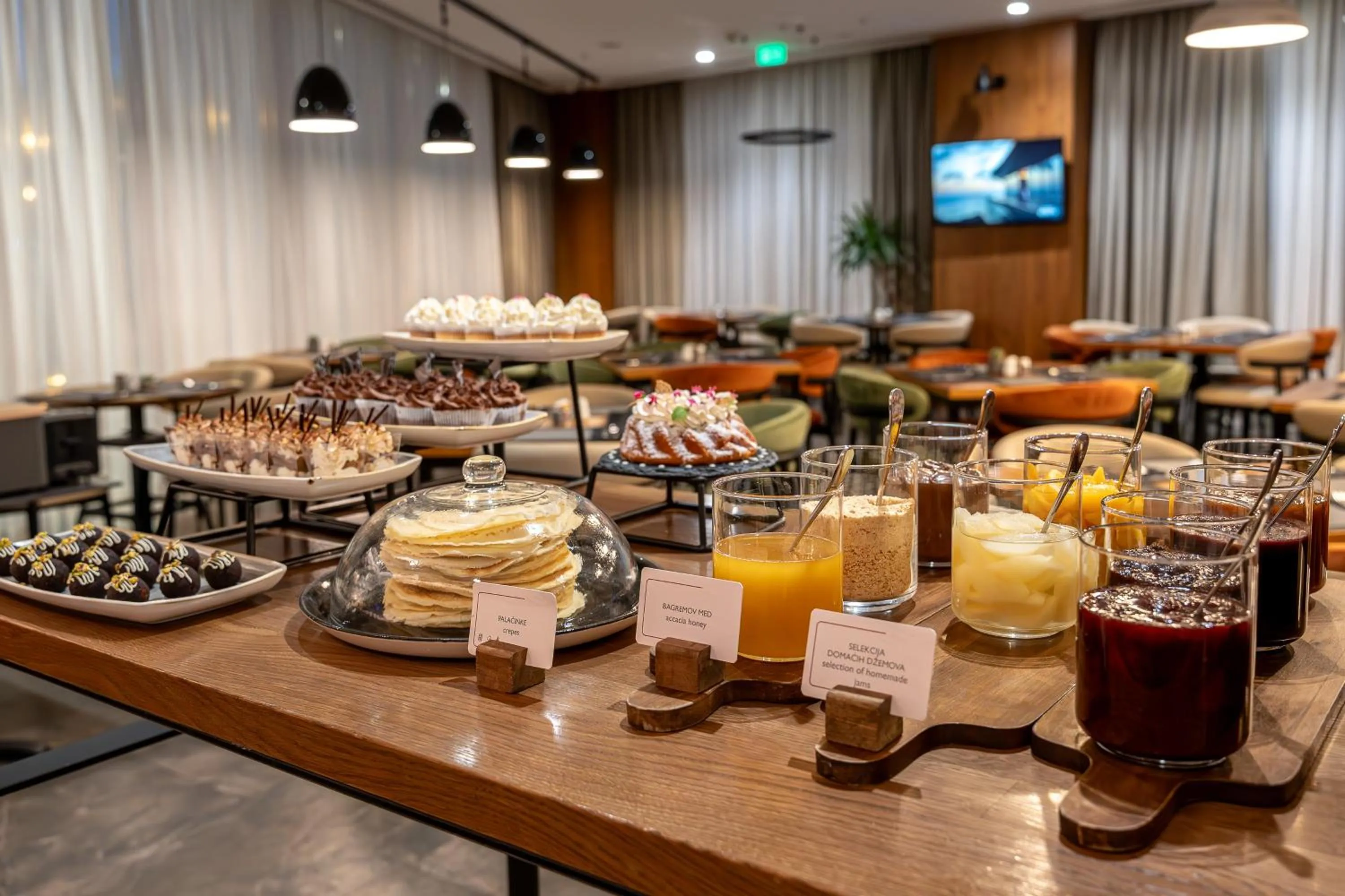 Food and drinks in Sheraton Novi Sad