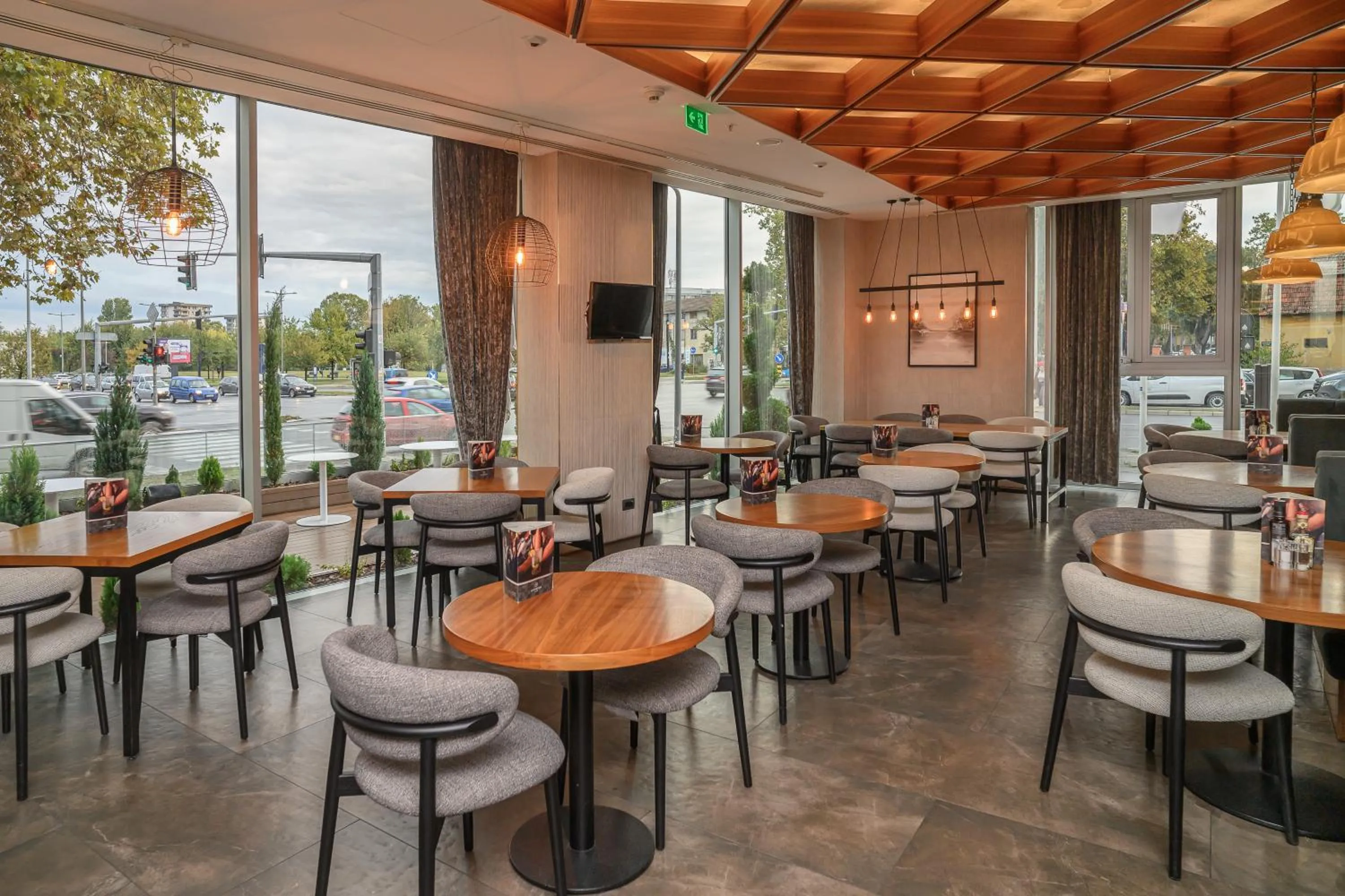 Restaurant/places to eat in Sheraton Novi Sad