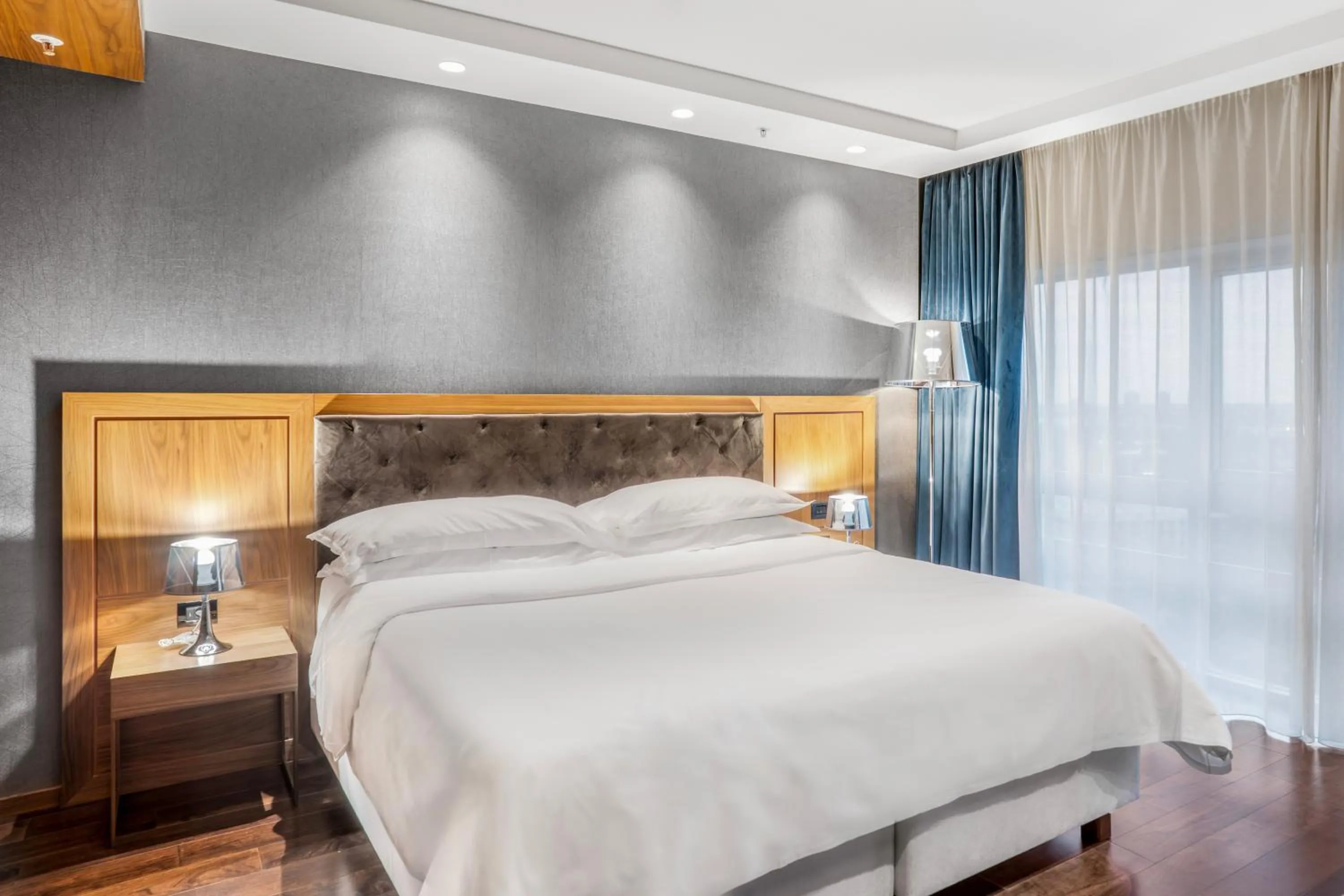 Bed in Sheraton Novi Sad