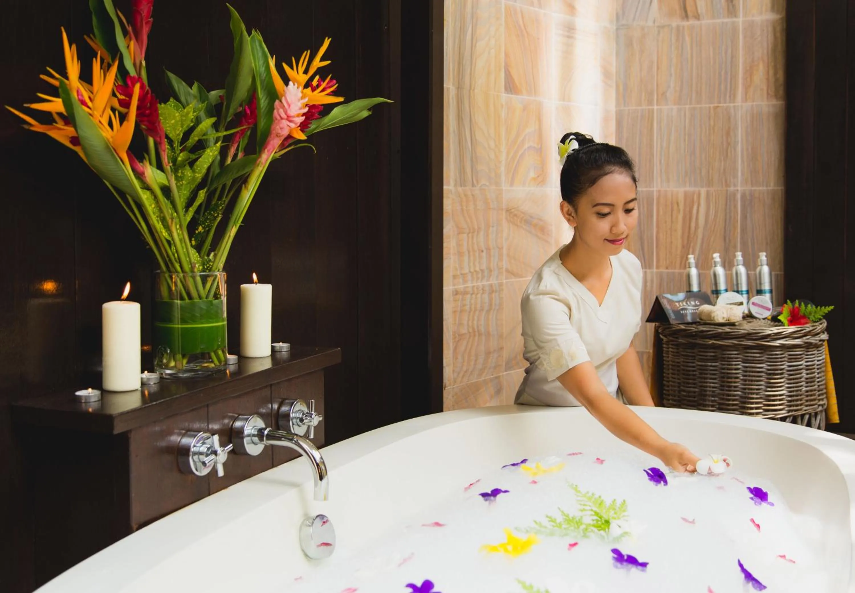 Open Air Bath in Paradise Sun Hotel Seychelles