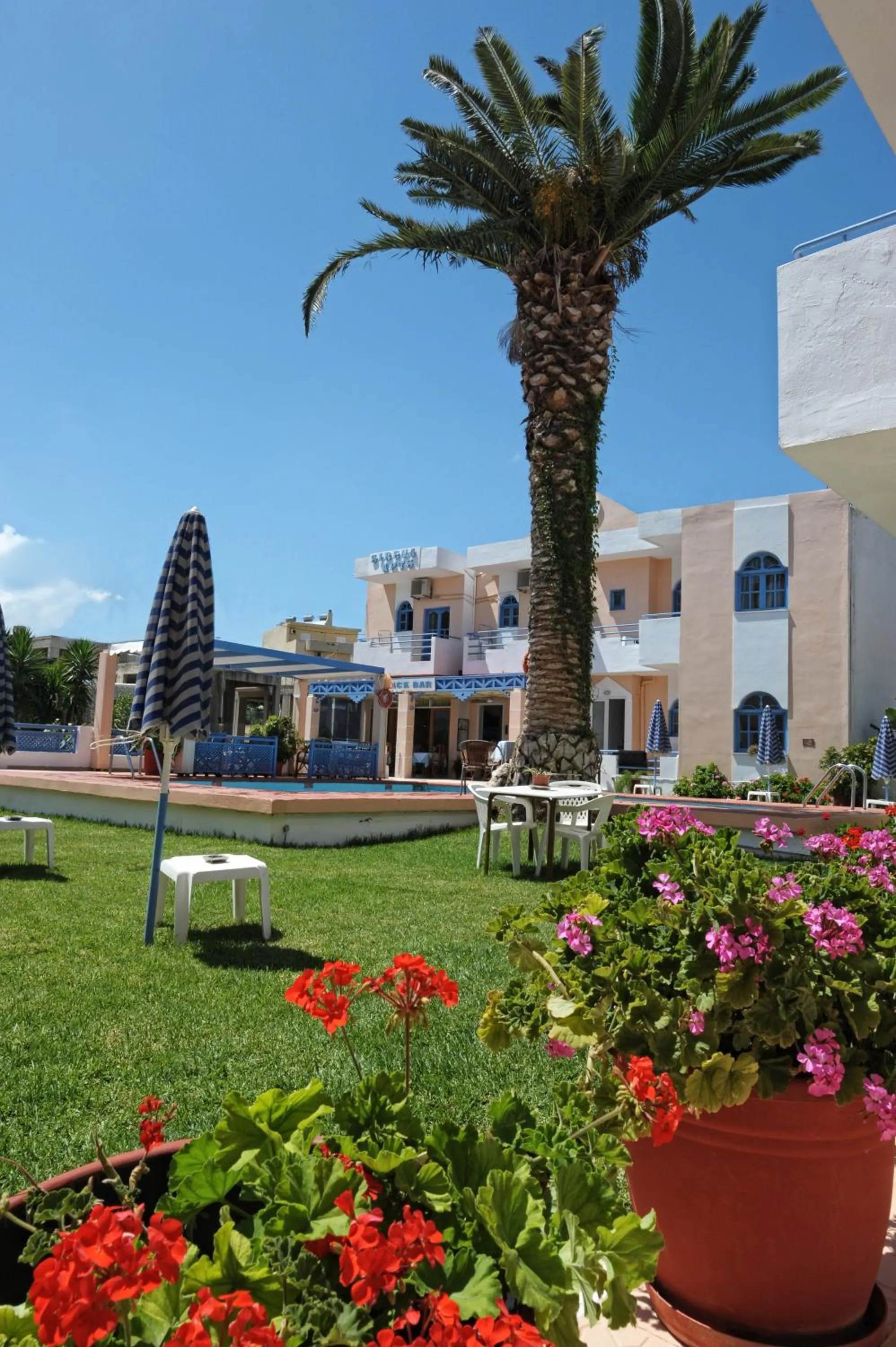 Sirena Apartments