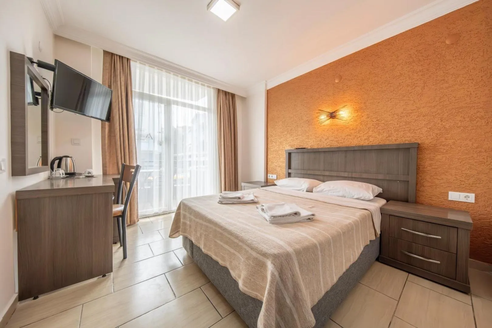 TV and multimedia in Marina Apart Hotel