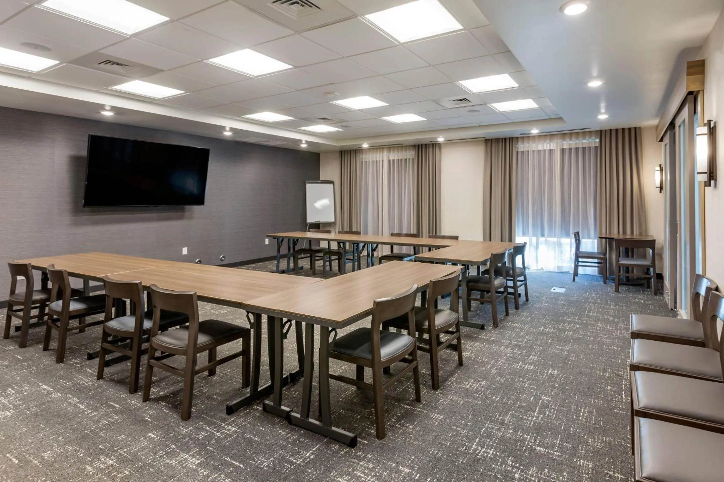 Meeting/conference room in Comfort Inn & Suites Salt Lake City Airport