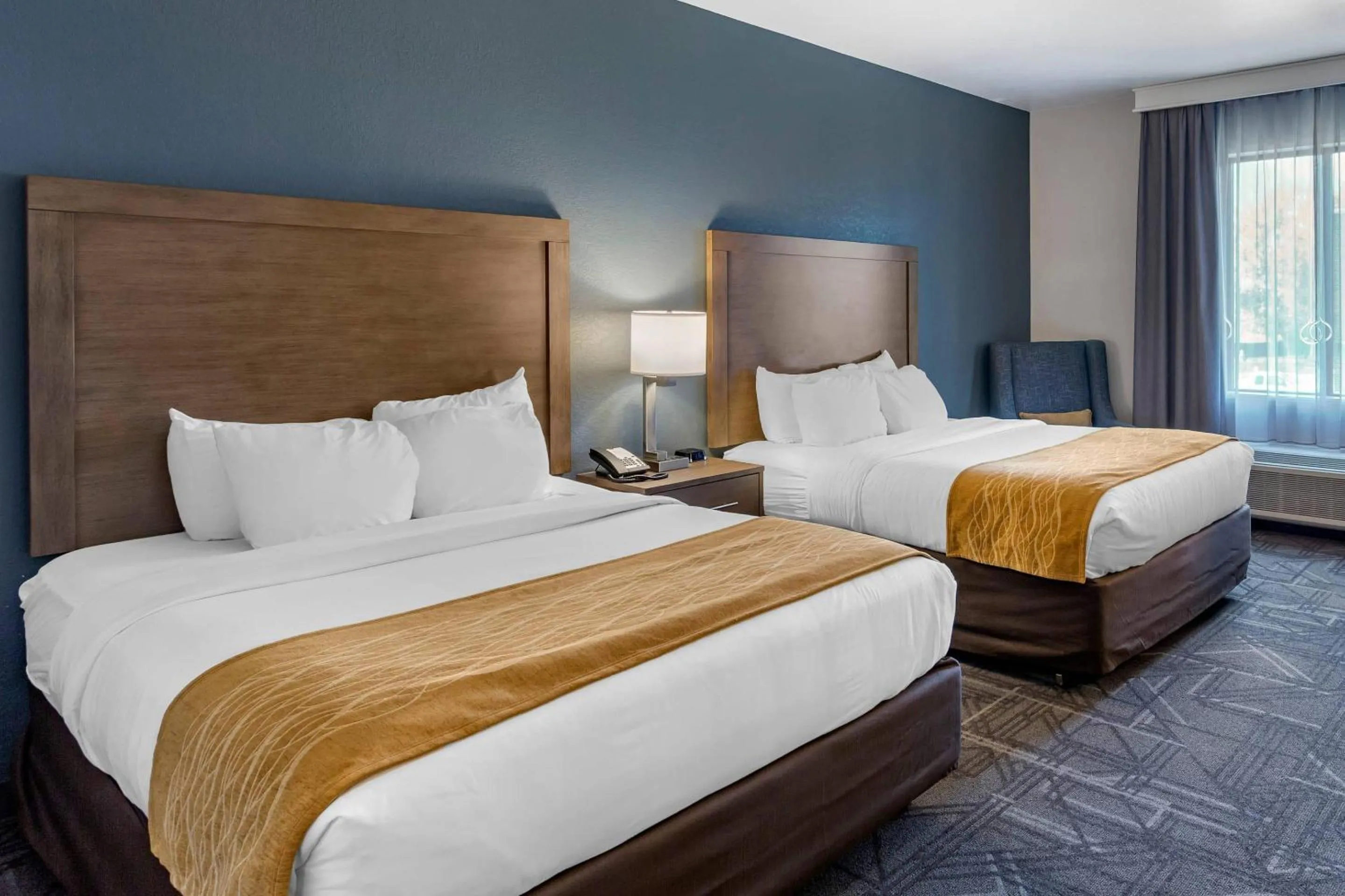 Bedroom, Bed in Comfort Inn & Suites Salt Lake City Airport