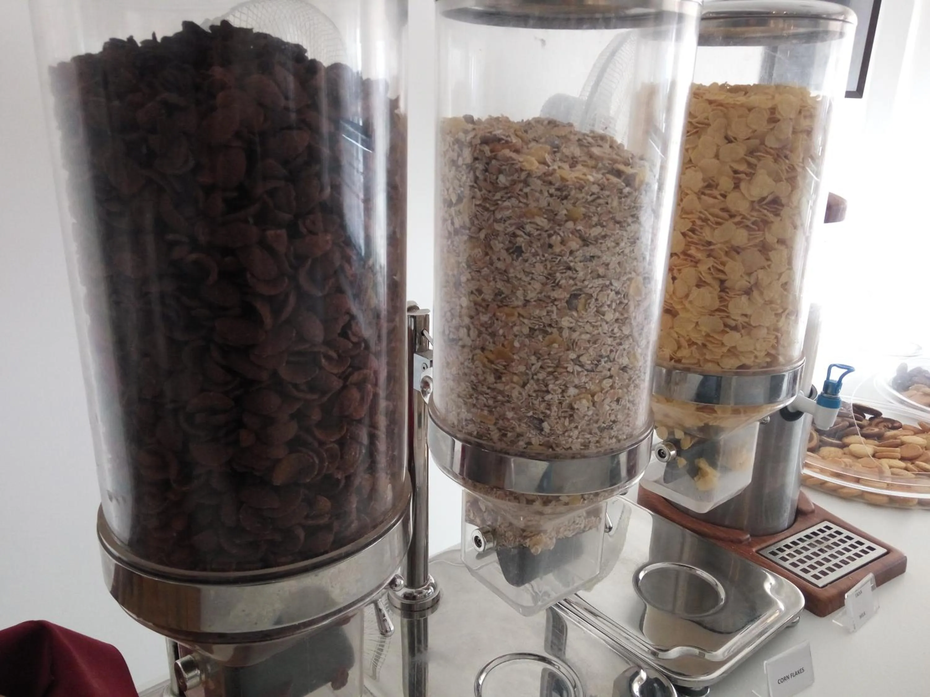 Buffet breakfast in Hilltop