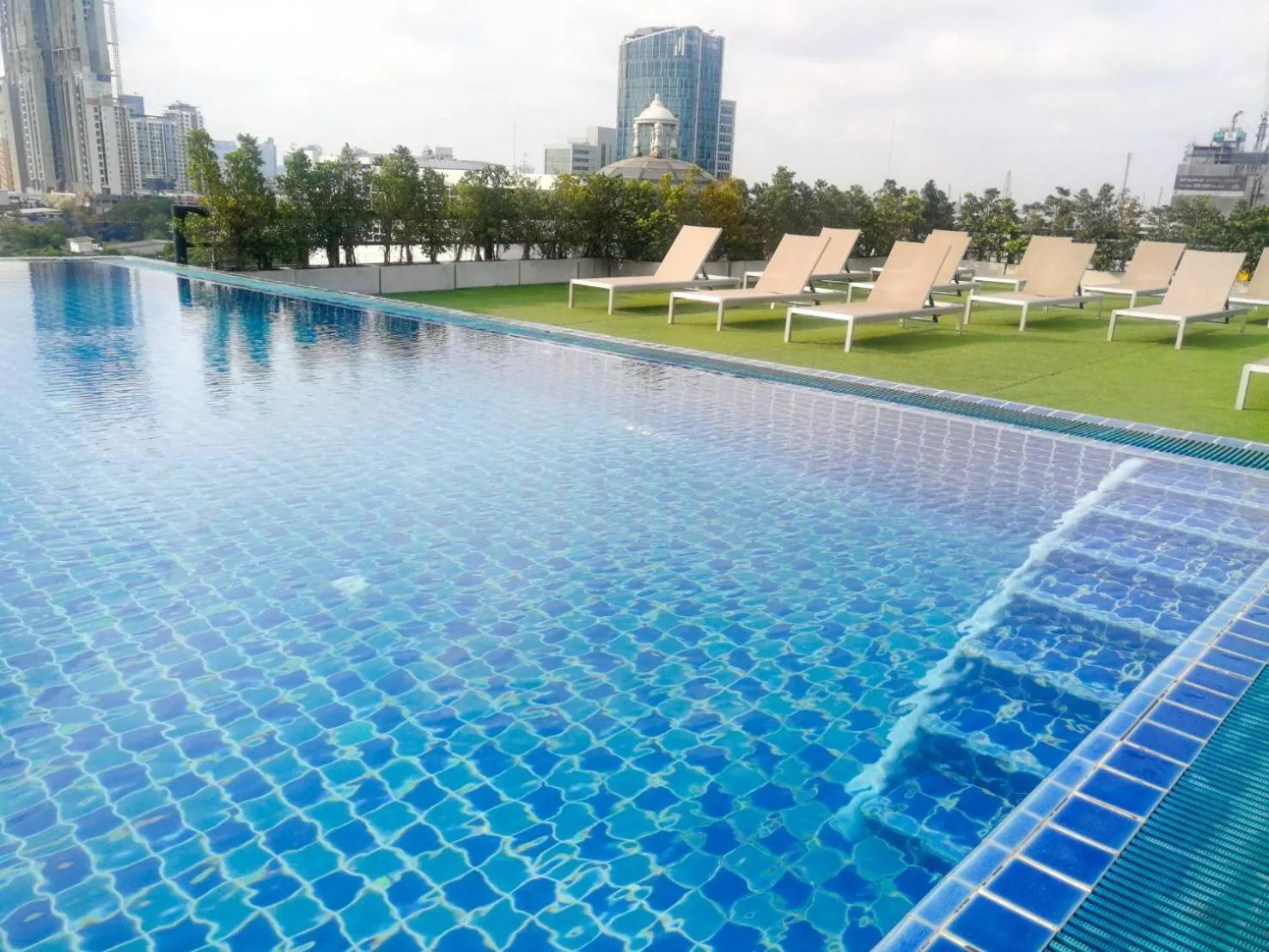 Day in Romance Hotel Sukhumvit 97