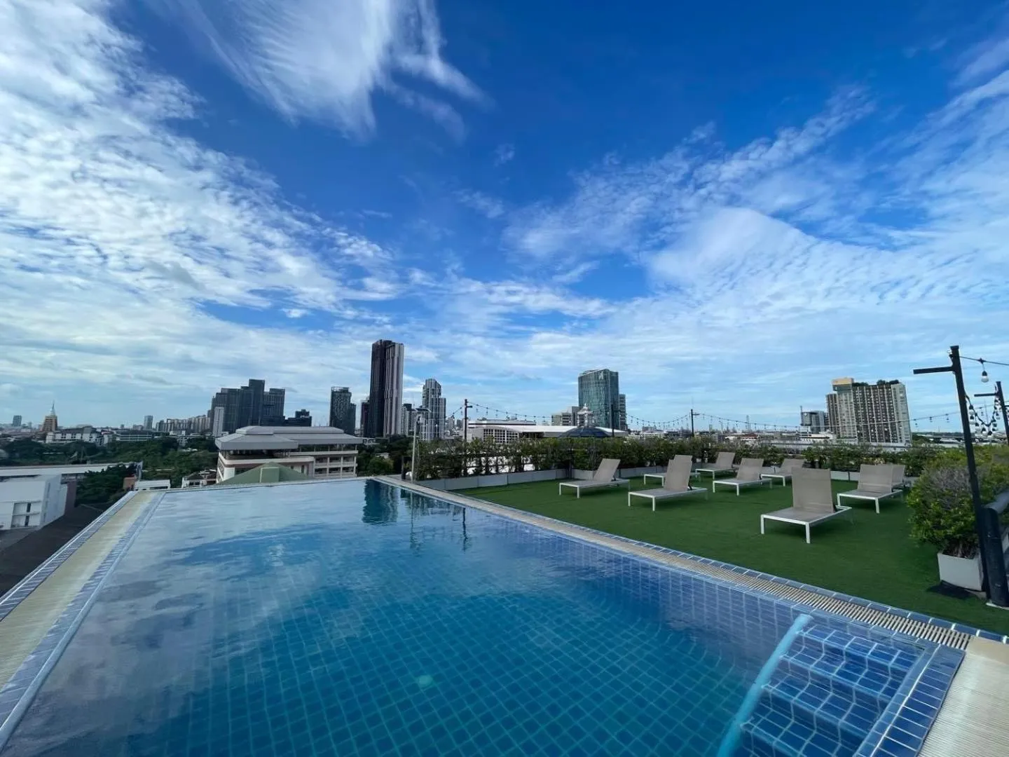 Day in Romance Hotel Sukhumvit 97