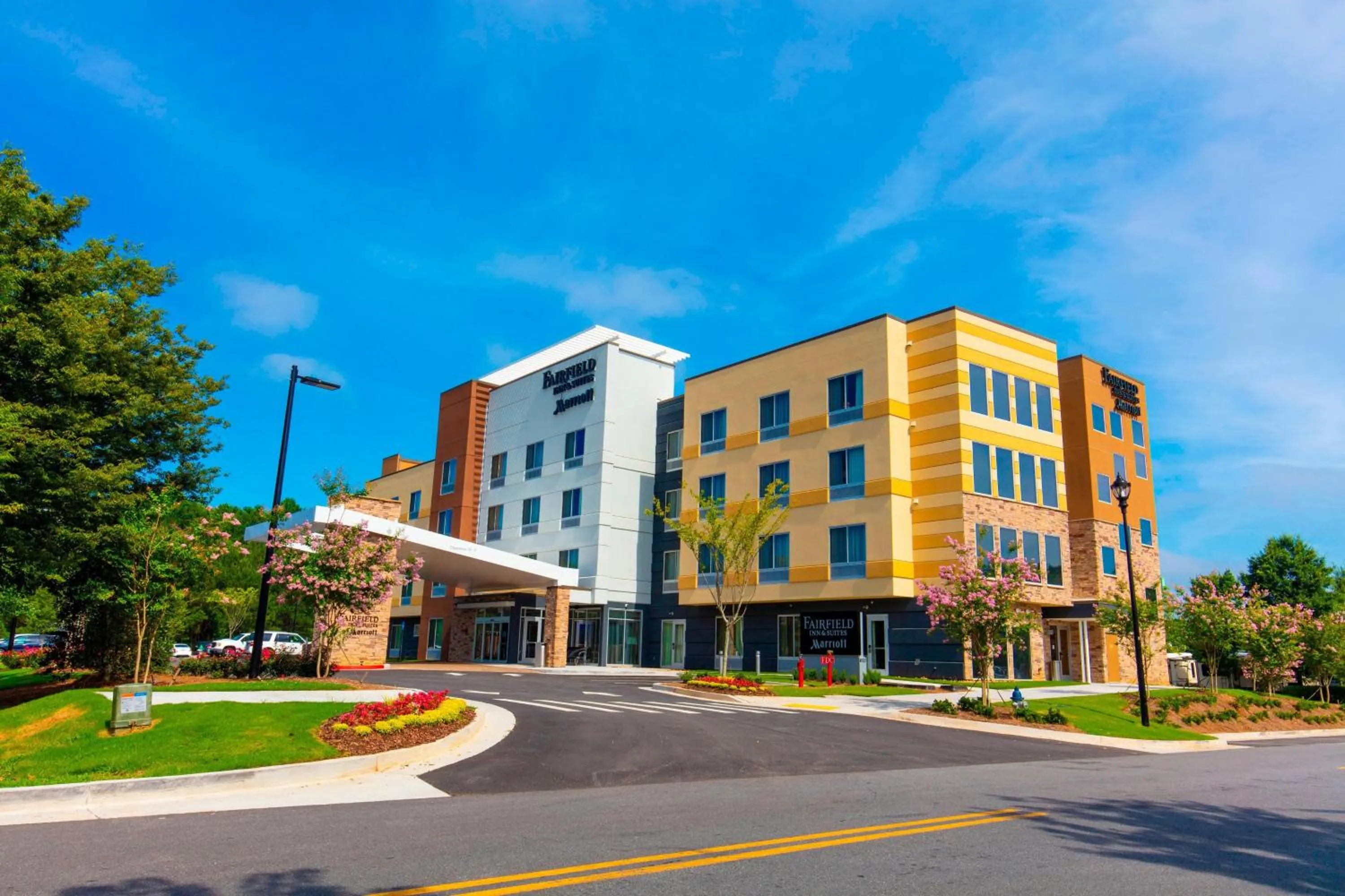 Property building in Fairfield Inn & Suites by Marriott Atlanta Woodstock