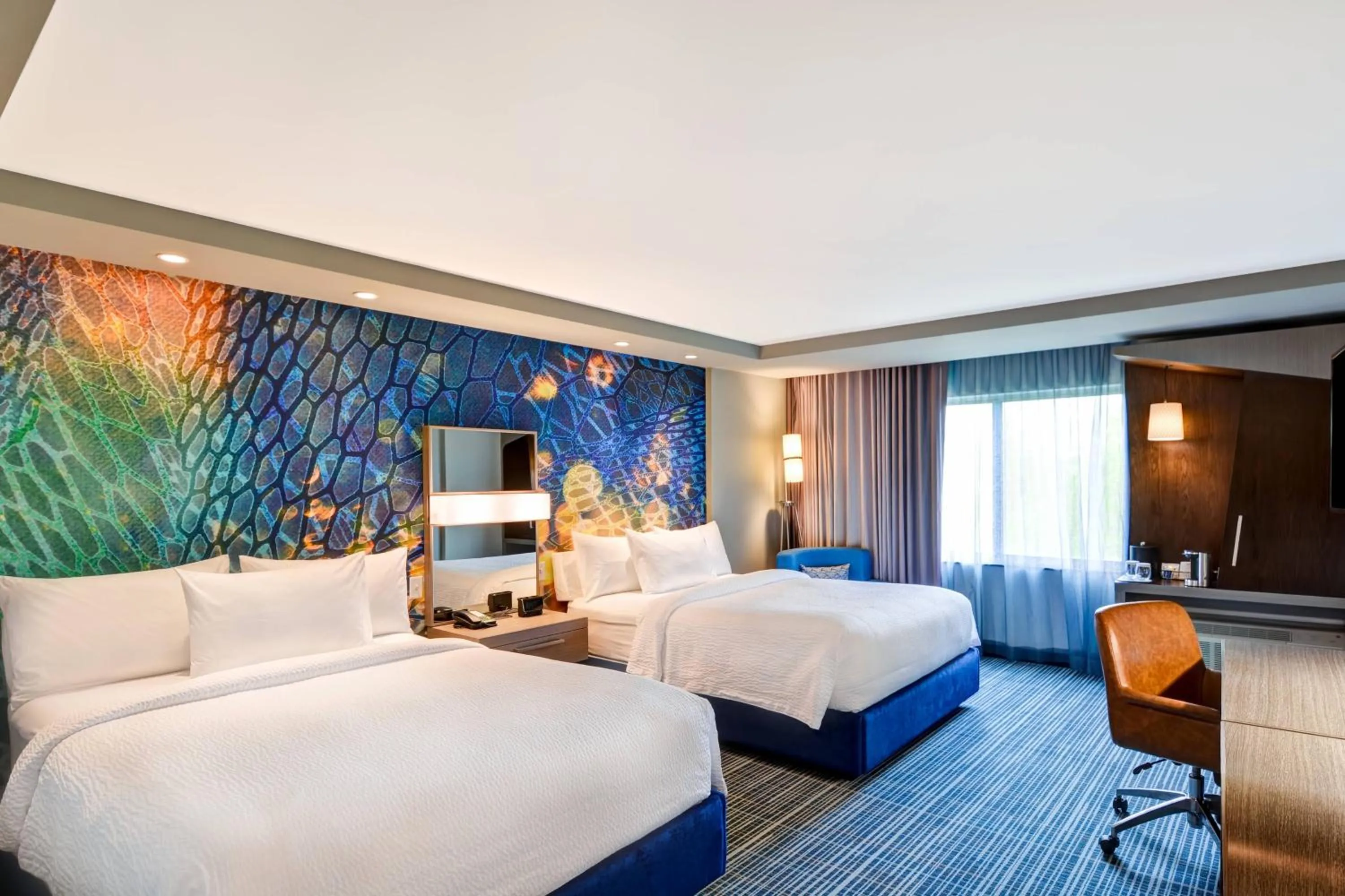 Photo of the whole room, Bed in Courtyard by Marriott Long Island Islip/Courthouse Complex