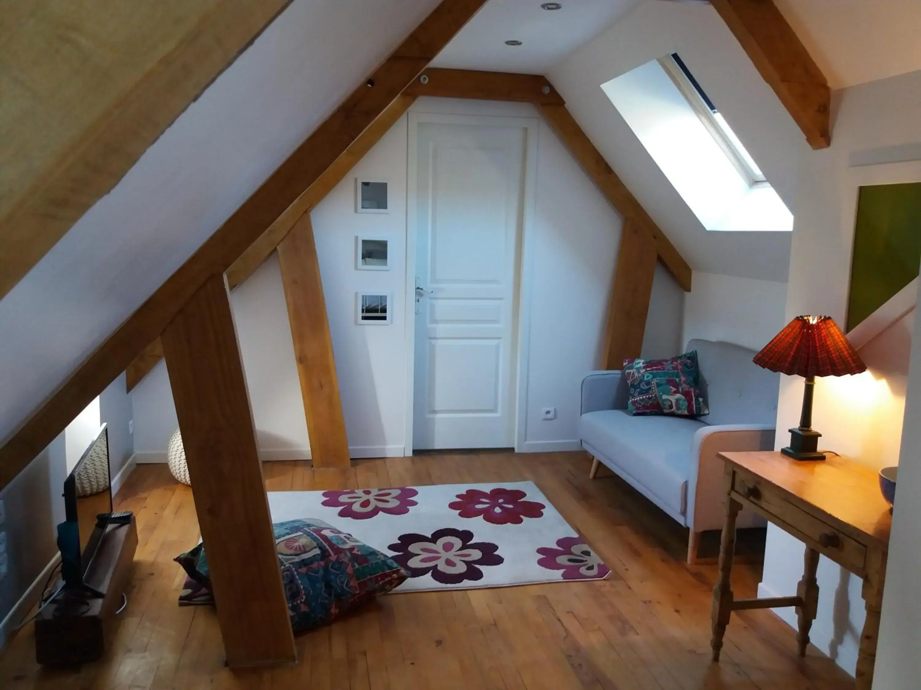 One-Bedroom Suite in Les Trois Prunelles One-Bedroom Suite in Les Trois Prunelles