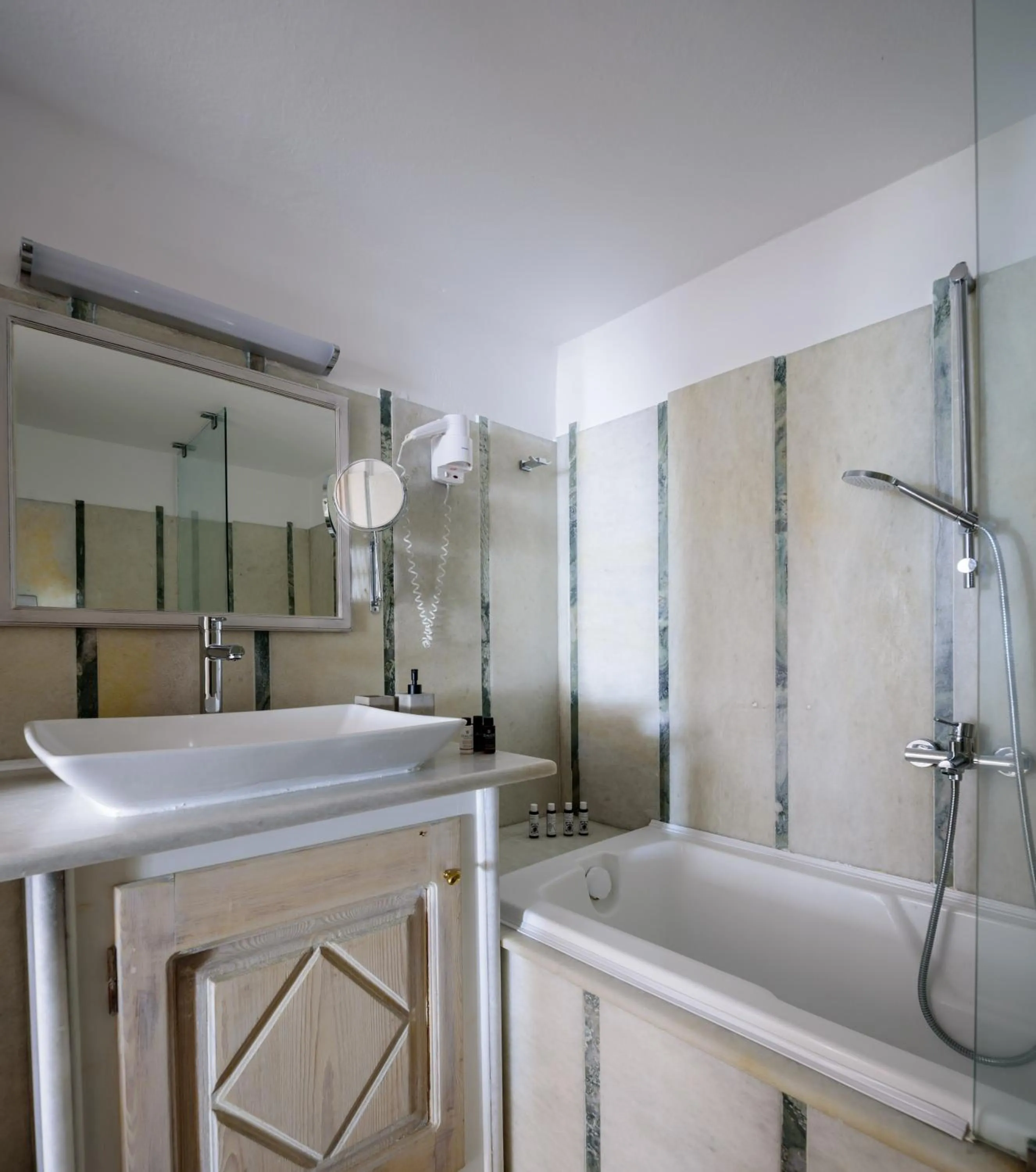 MyBoZer Hotel Kallisto