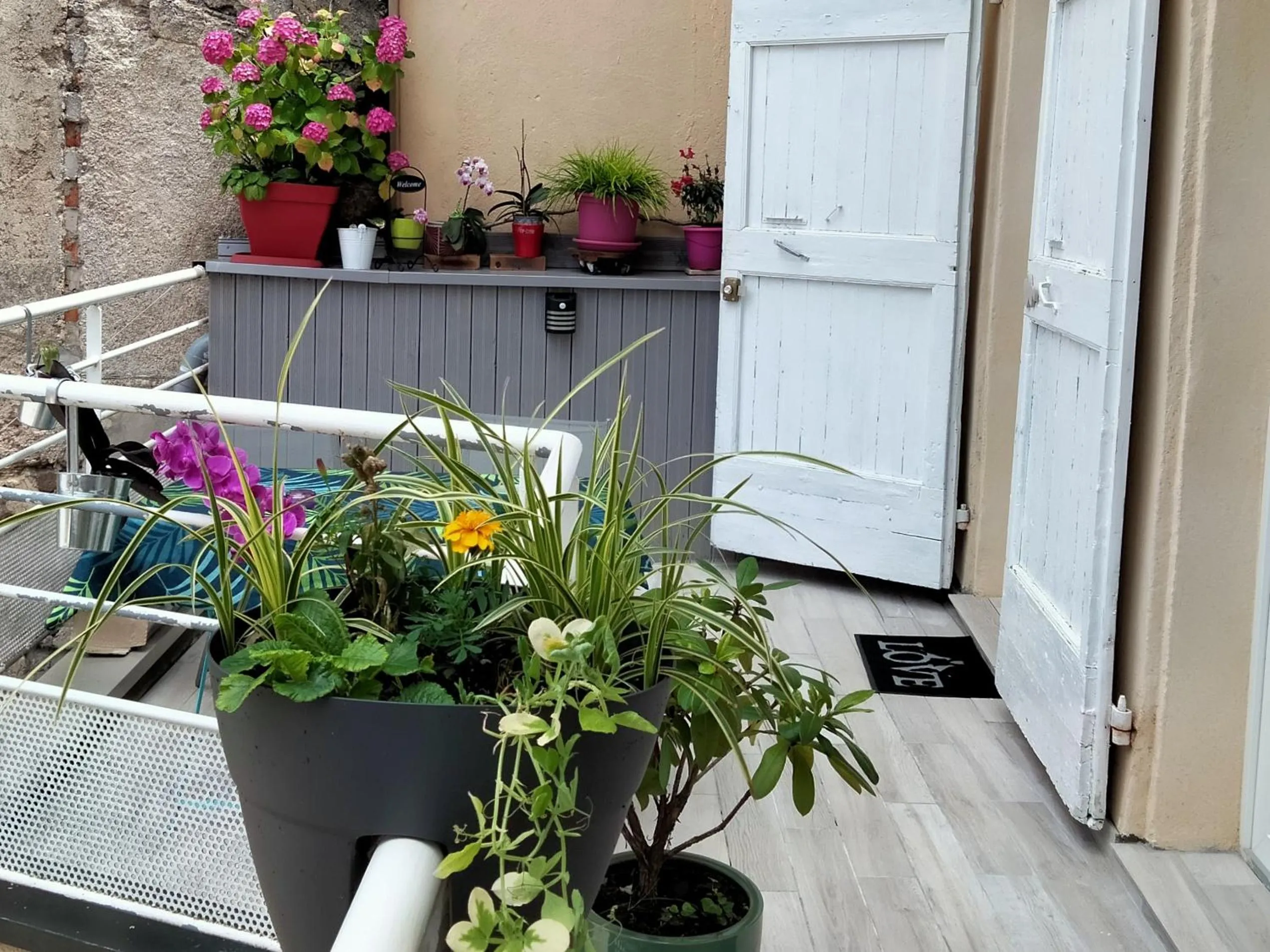 Balcony/Terrace in Les Chambres Hautes d'Anastasia