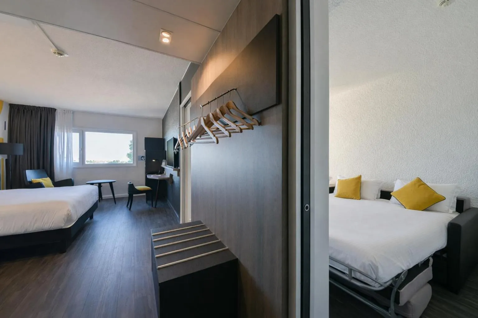 Bed in Golden Tulip Roissy Saint Witz