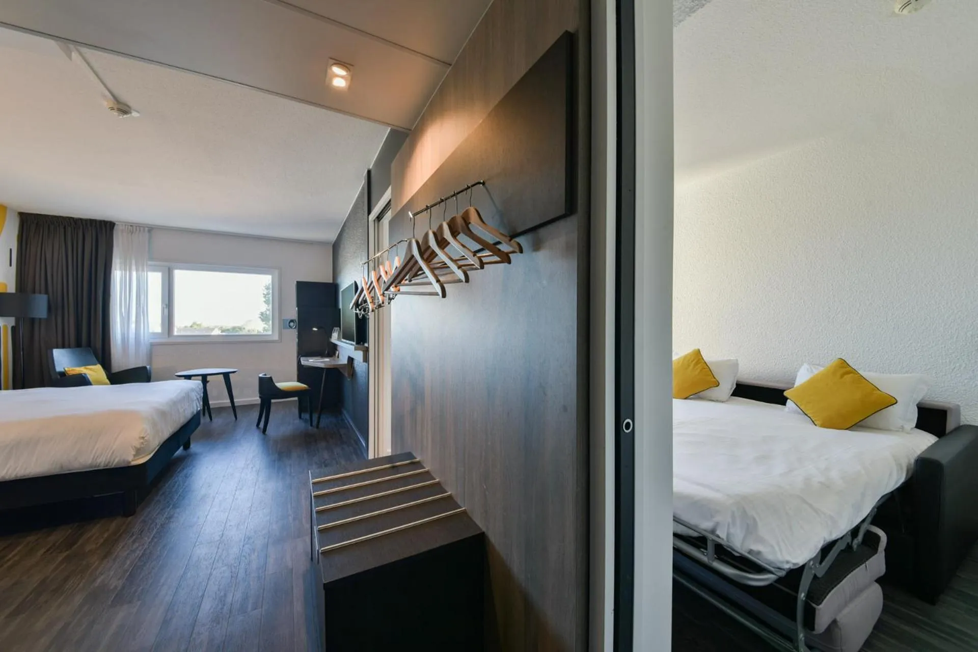 Bed in Golden Tulip Roissy Saint Witz