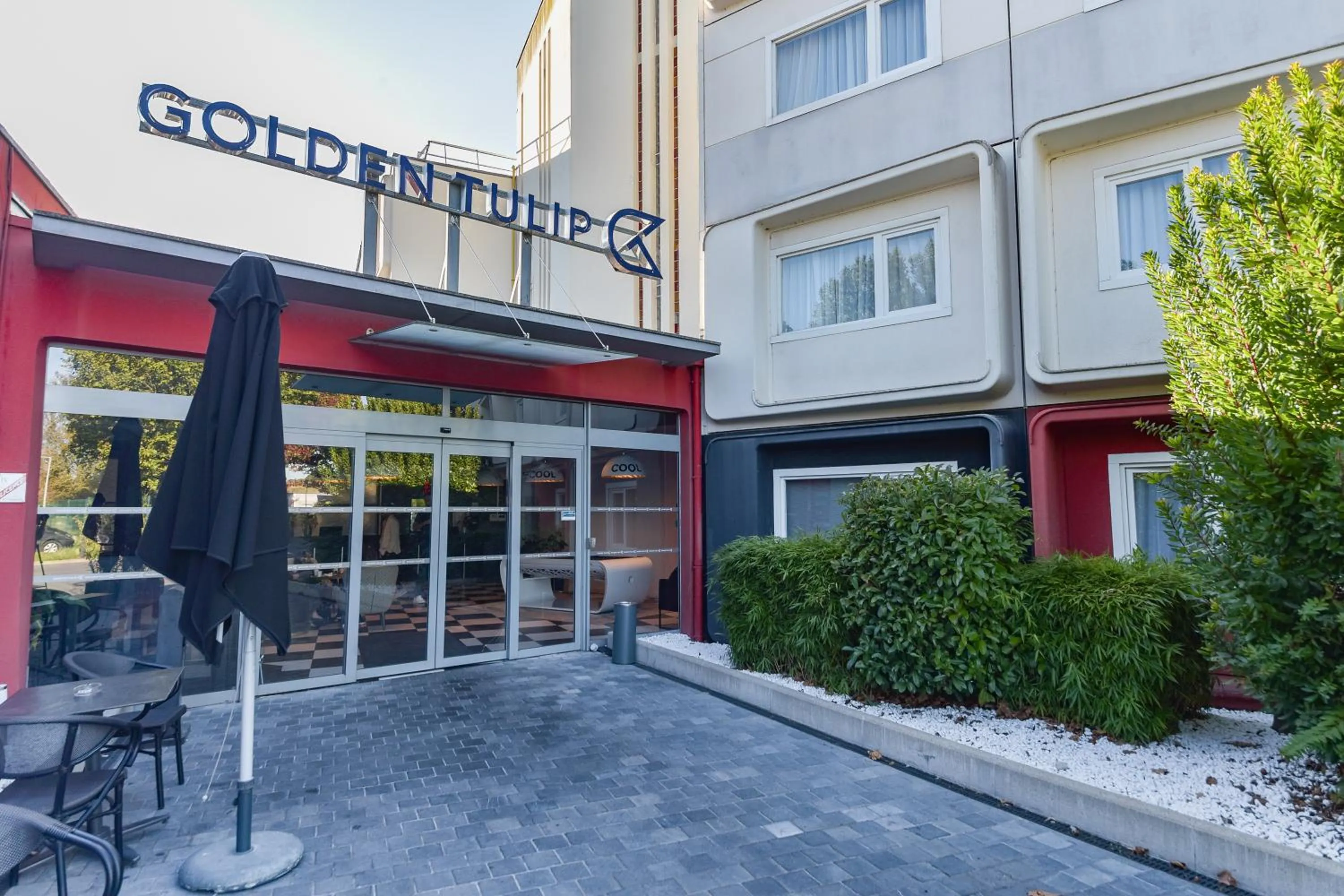 Property building in Golden Tulip Roissy Saint Witz
