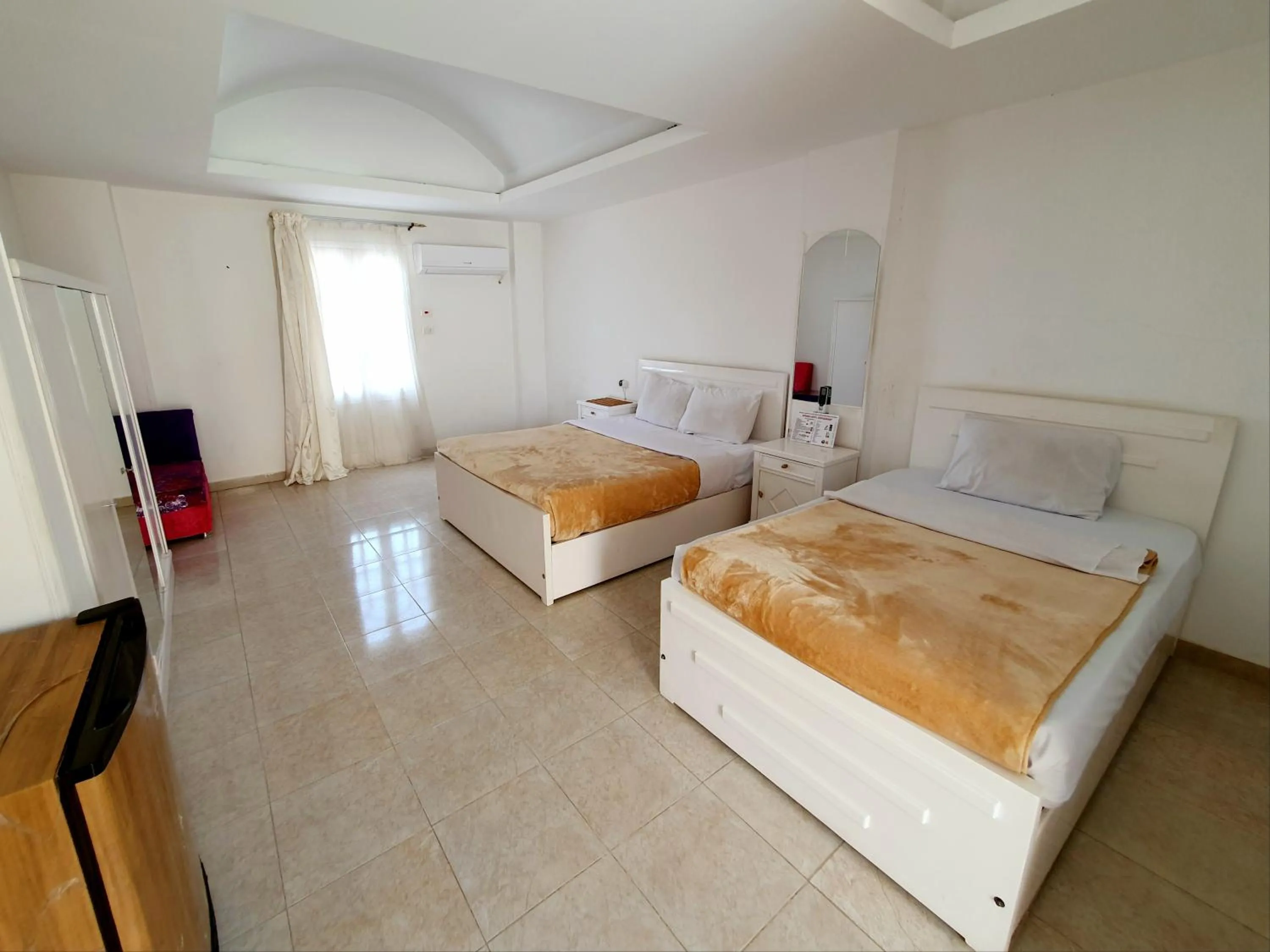 Bedroom, Bed in Spring Hotel Luxor