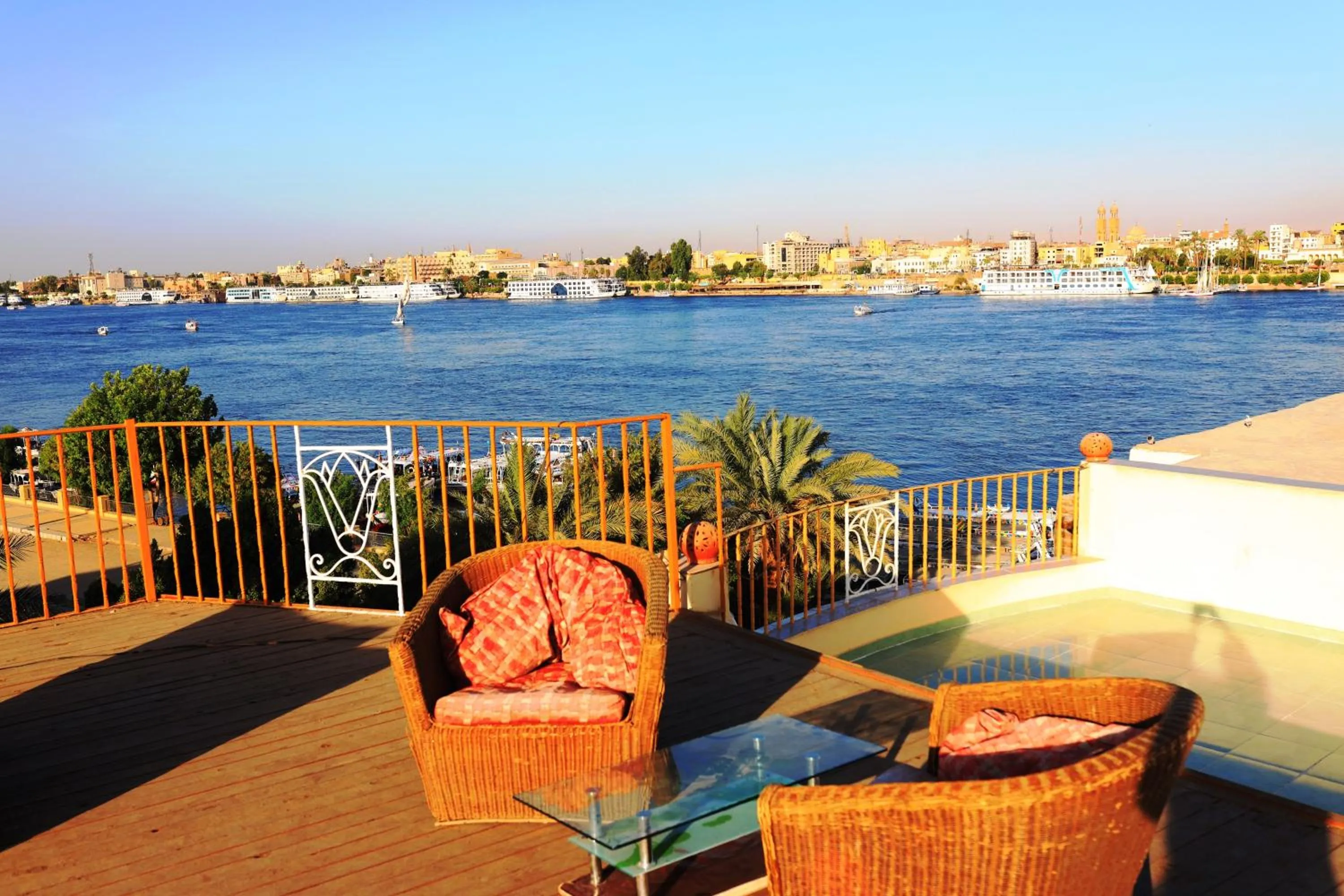 Natural landscape in Spring Hotel Luxor