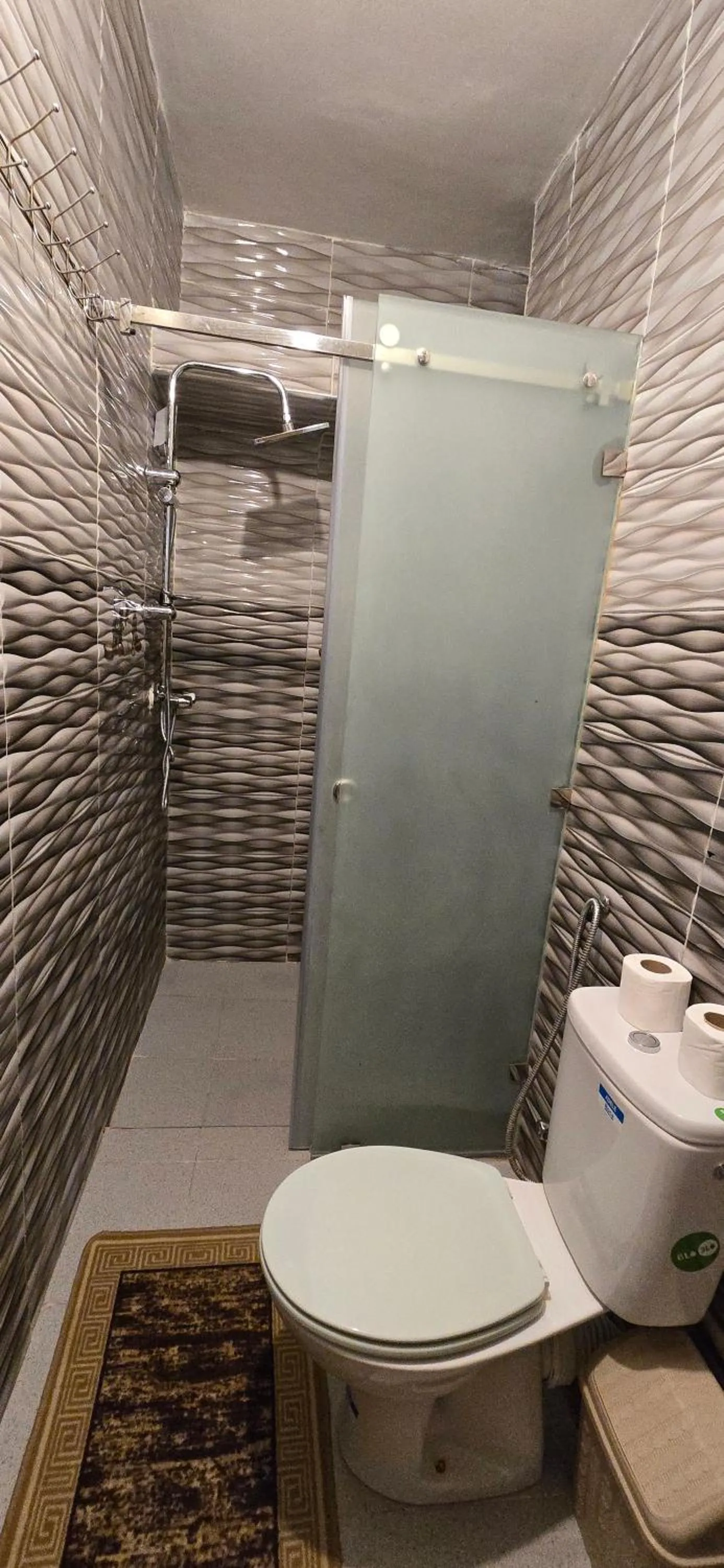Shower in Riad Raffaa