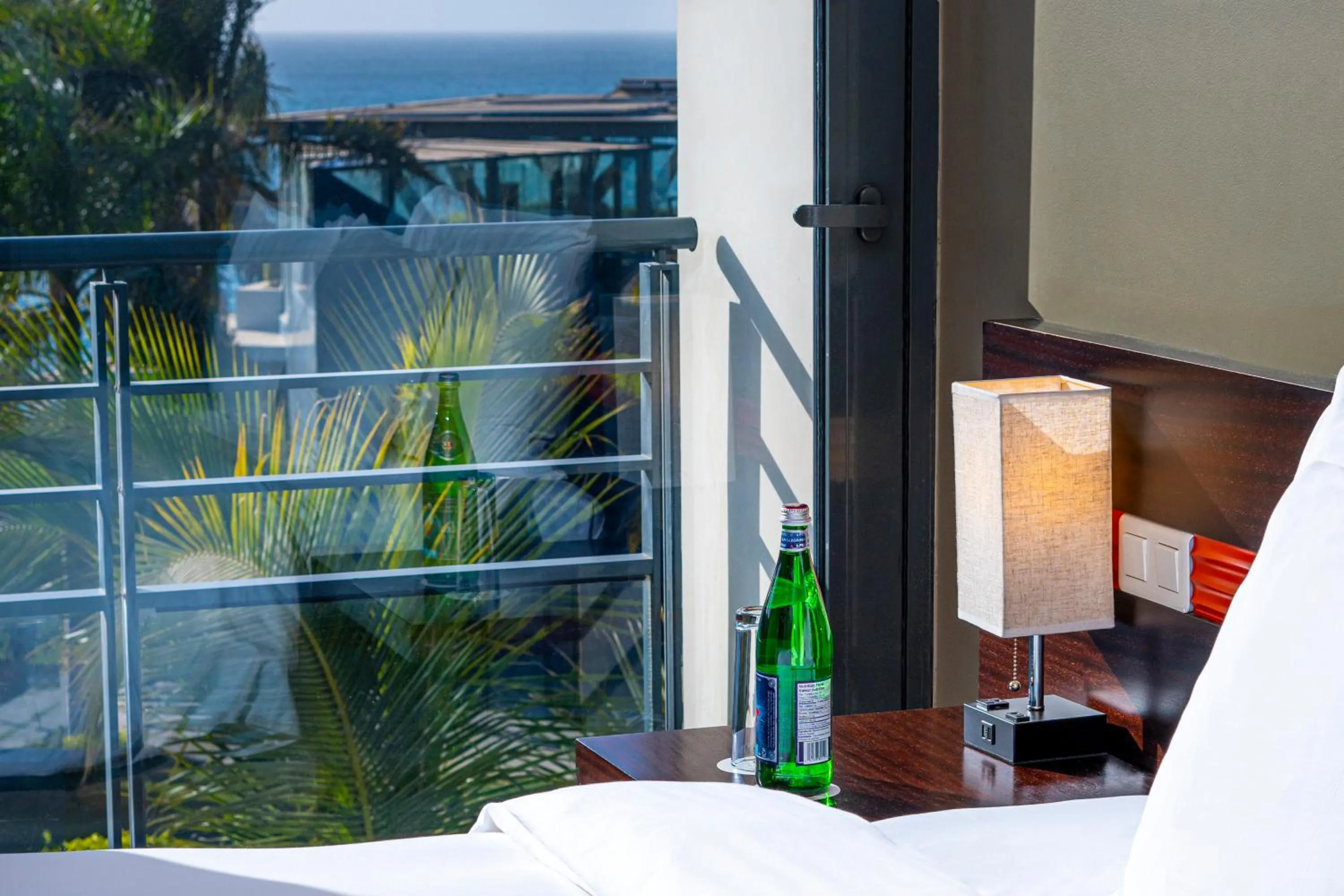 Bed in Noom Hotel Dakar Sea Plaza, a member of Radisson Individuals