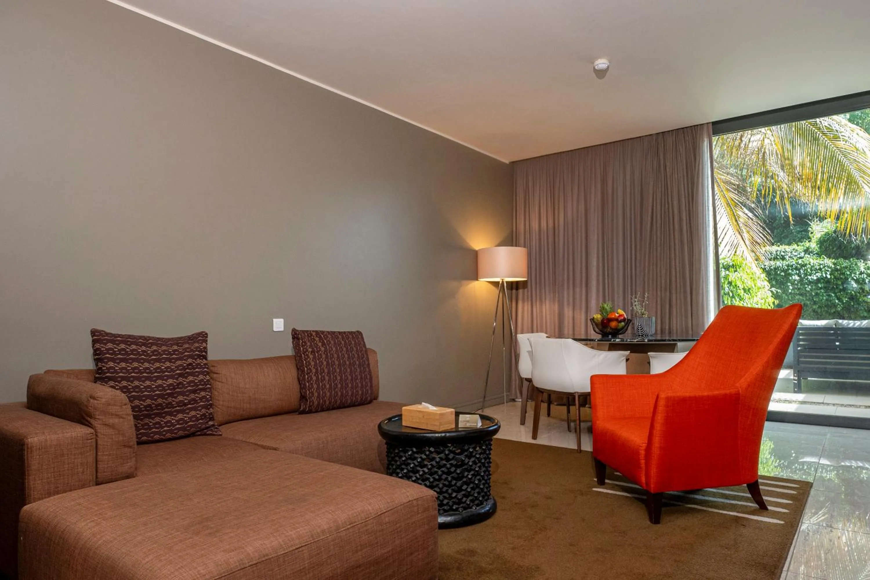 Living room in Noom Hotel Dakar Sea Plaza, a member of Radisson Individuals