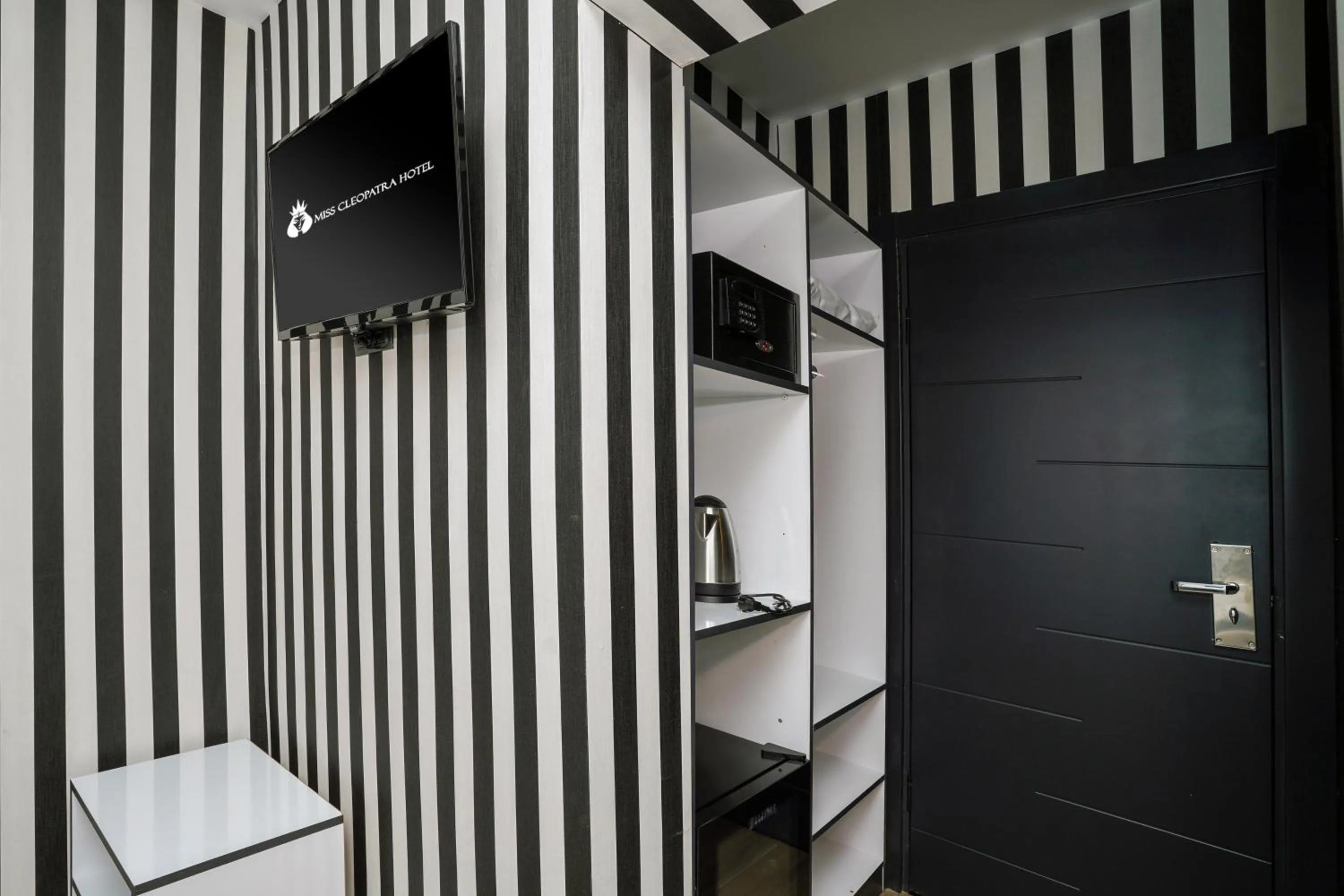 Photo of the whole room in Miss Cleopatra Hotel