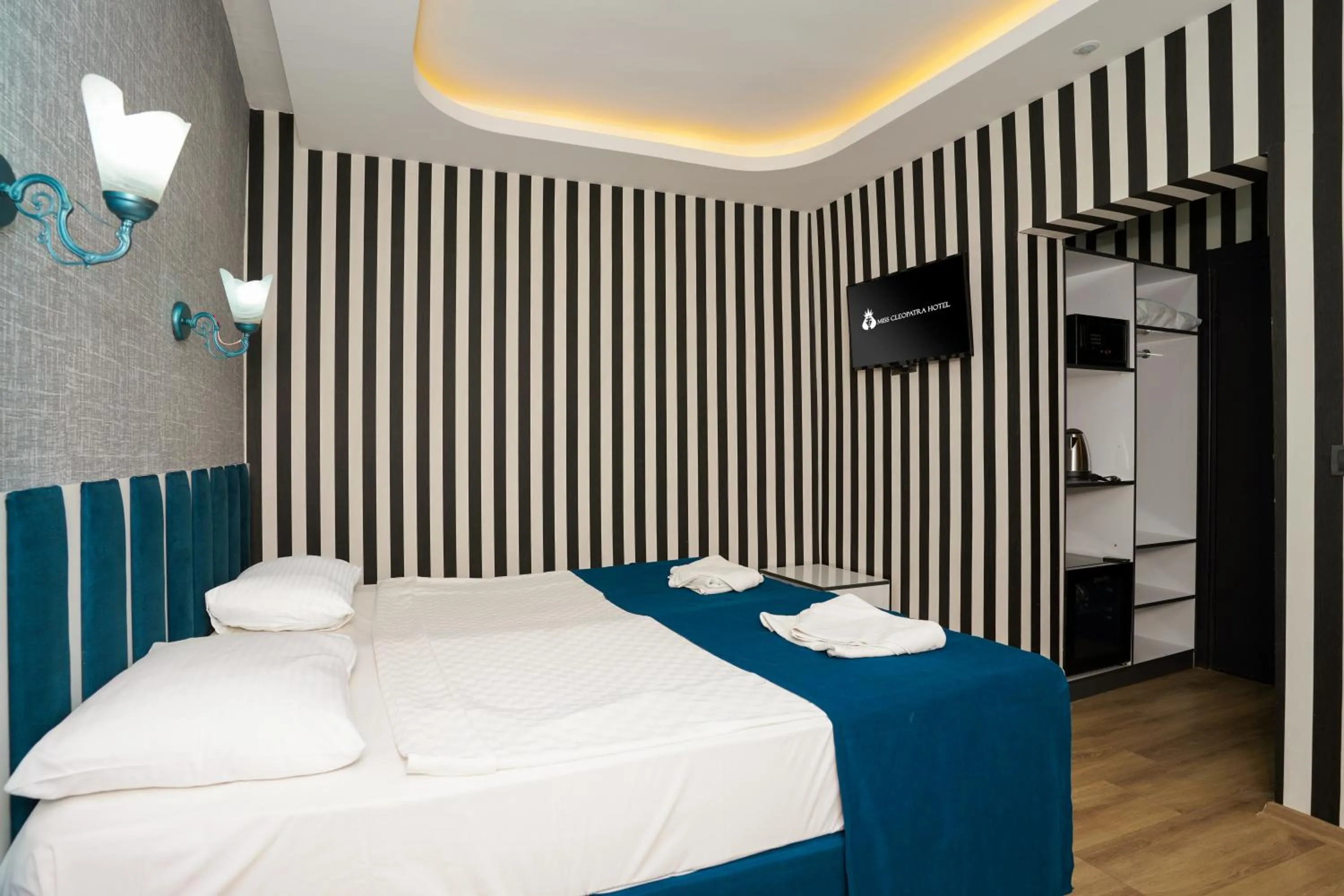 Photo of the whole room, Bed in Miss Cleopatra Hotel