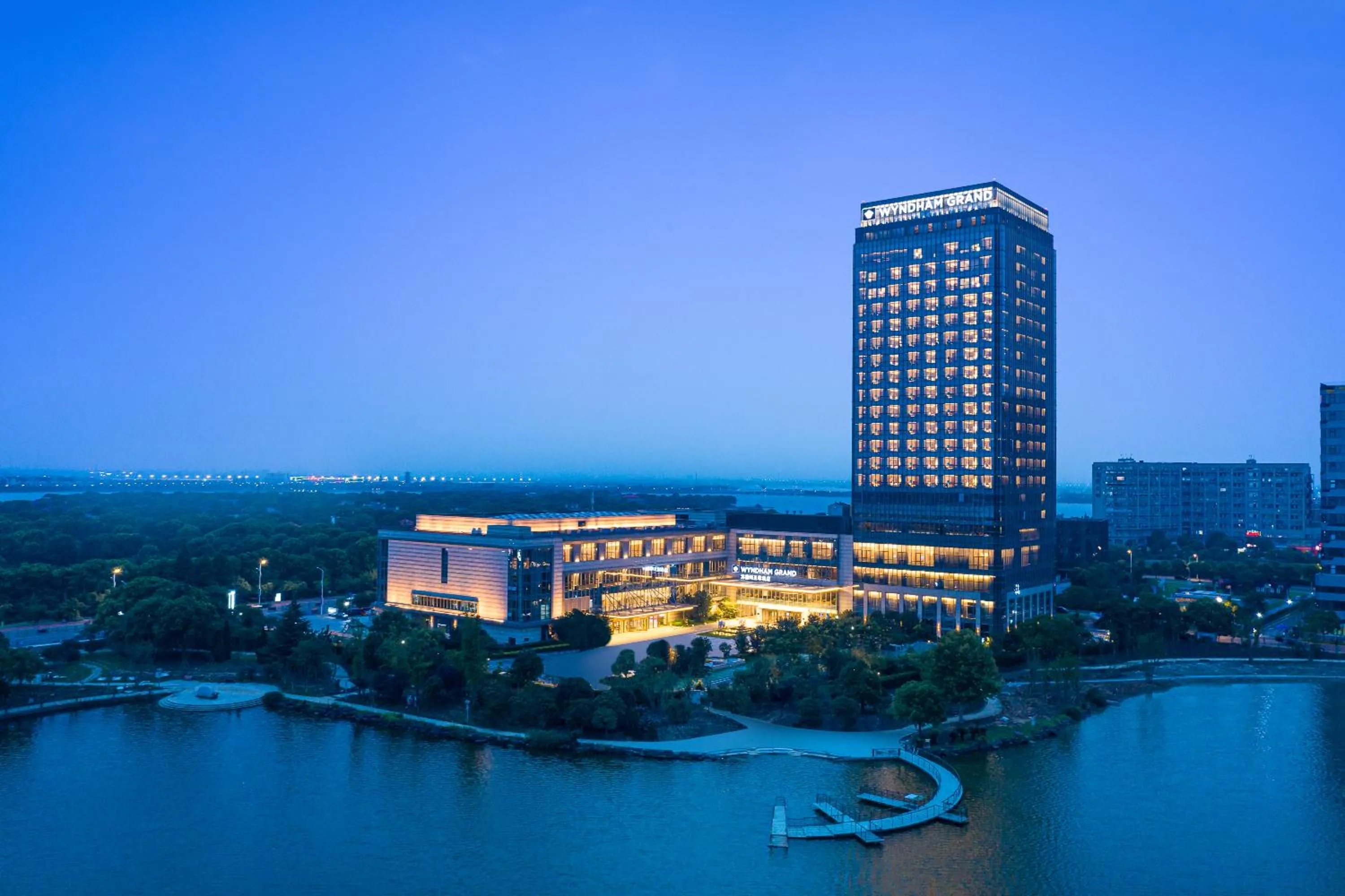 Property building in Wyndham Grand Suzhou Fenhu