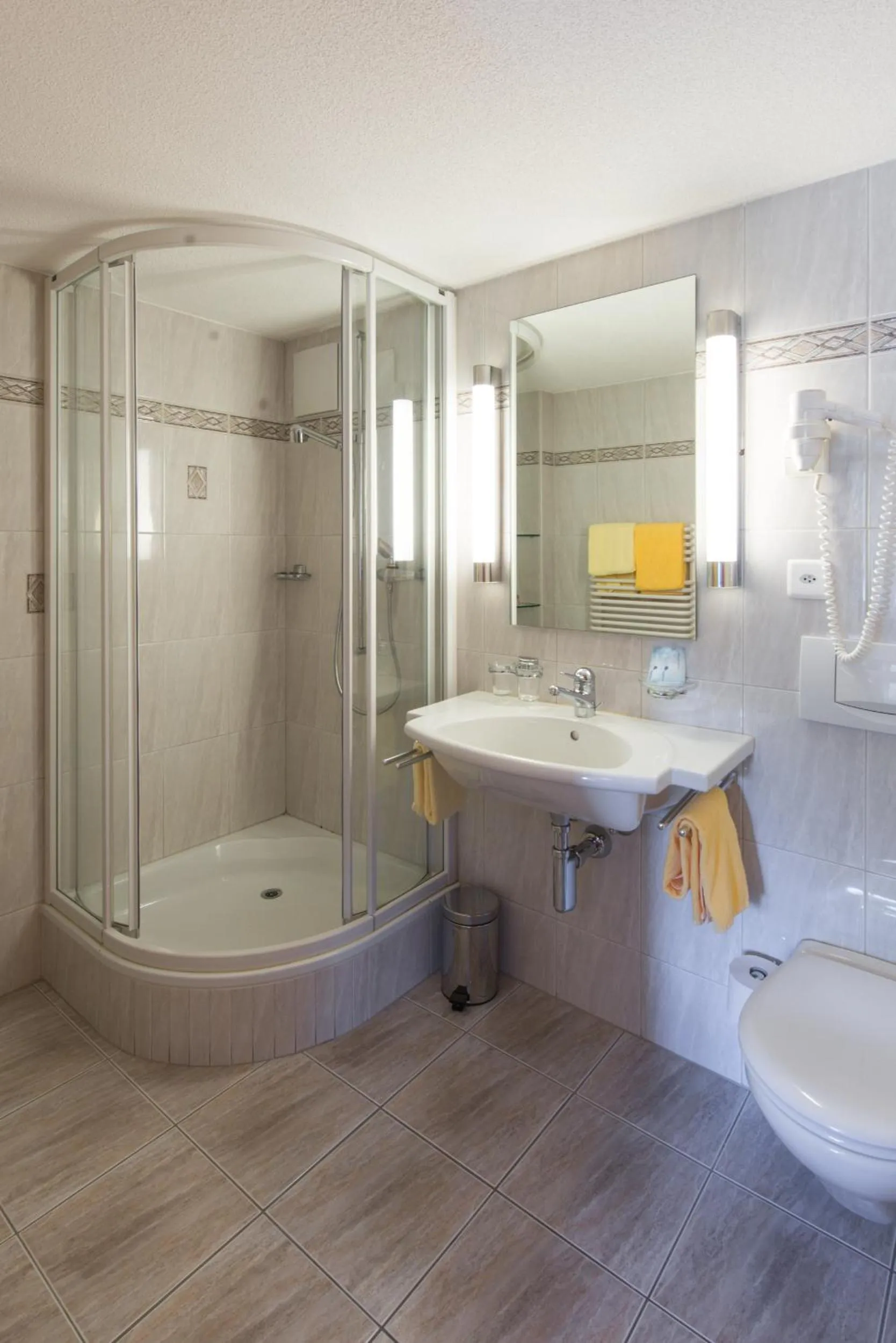 Bathroom in Hotel Portjengrat