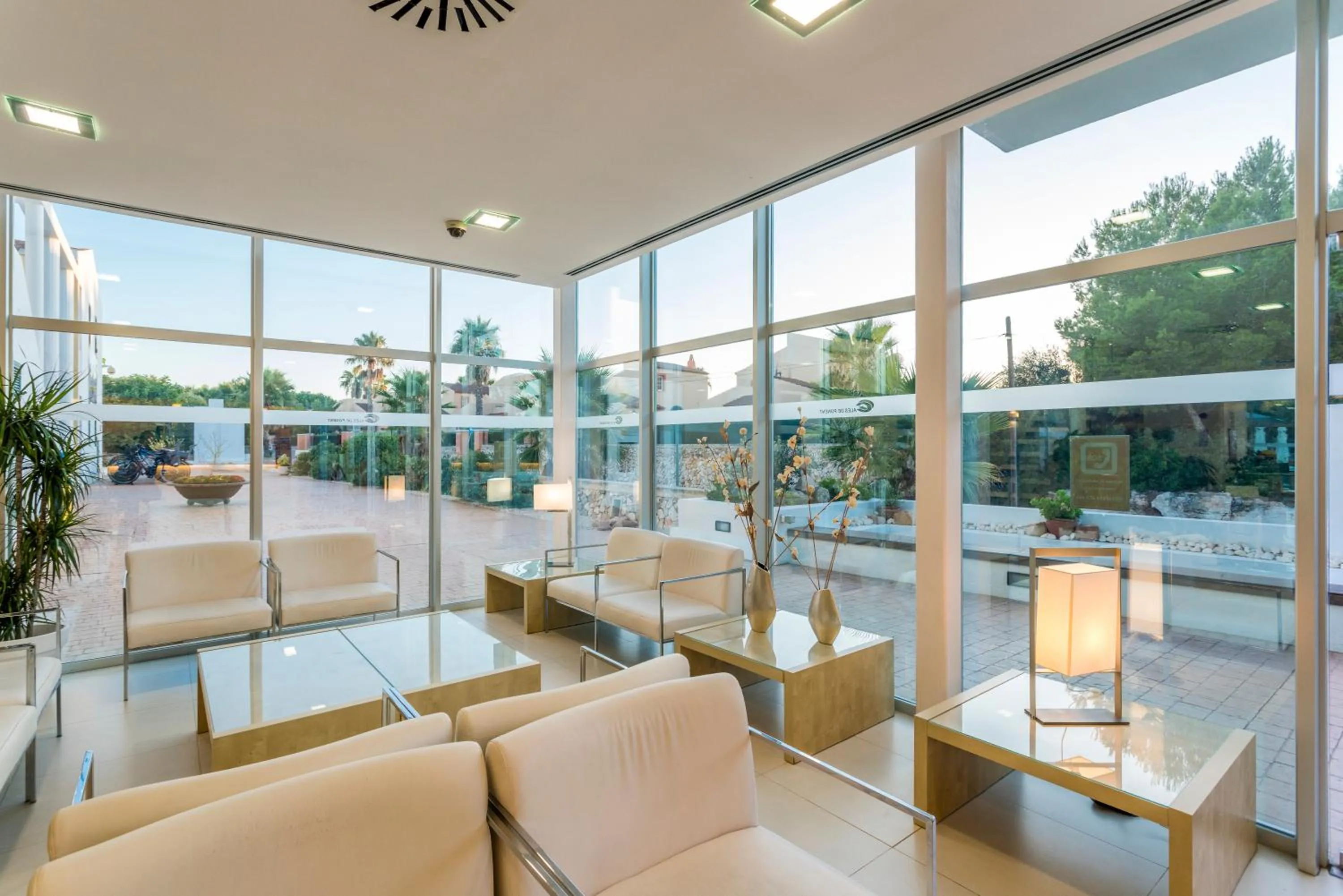 Lobby or reception in Apartaments Cales de Ponent