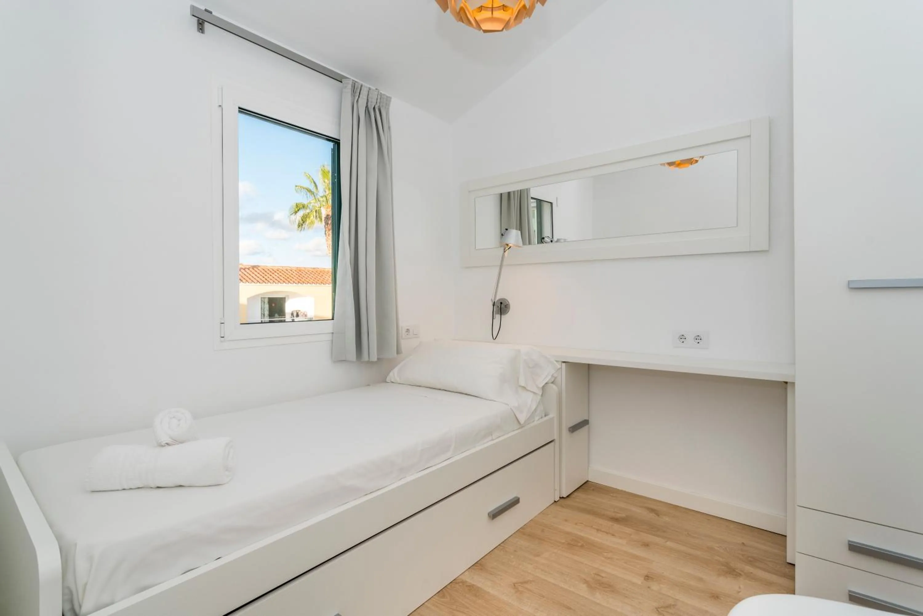 Bedroom, Bed in Apartaments Cales de Ponent