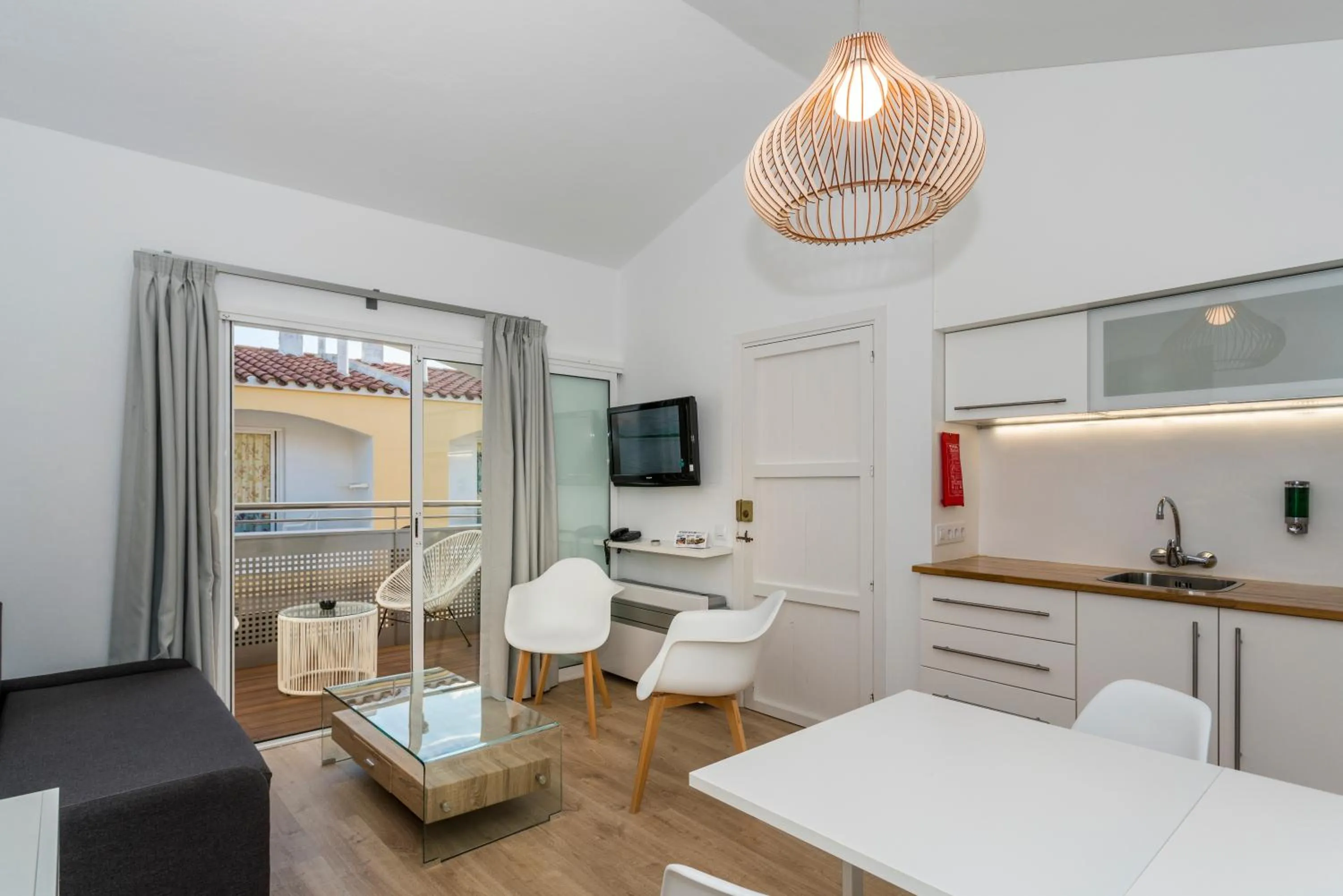 Kitchen or kitchenette in Apartaments Cales de Ponent