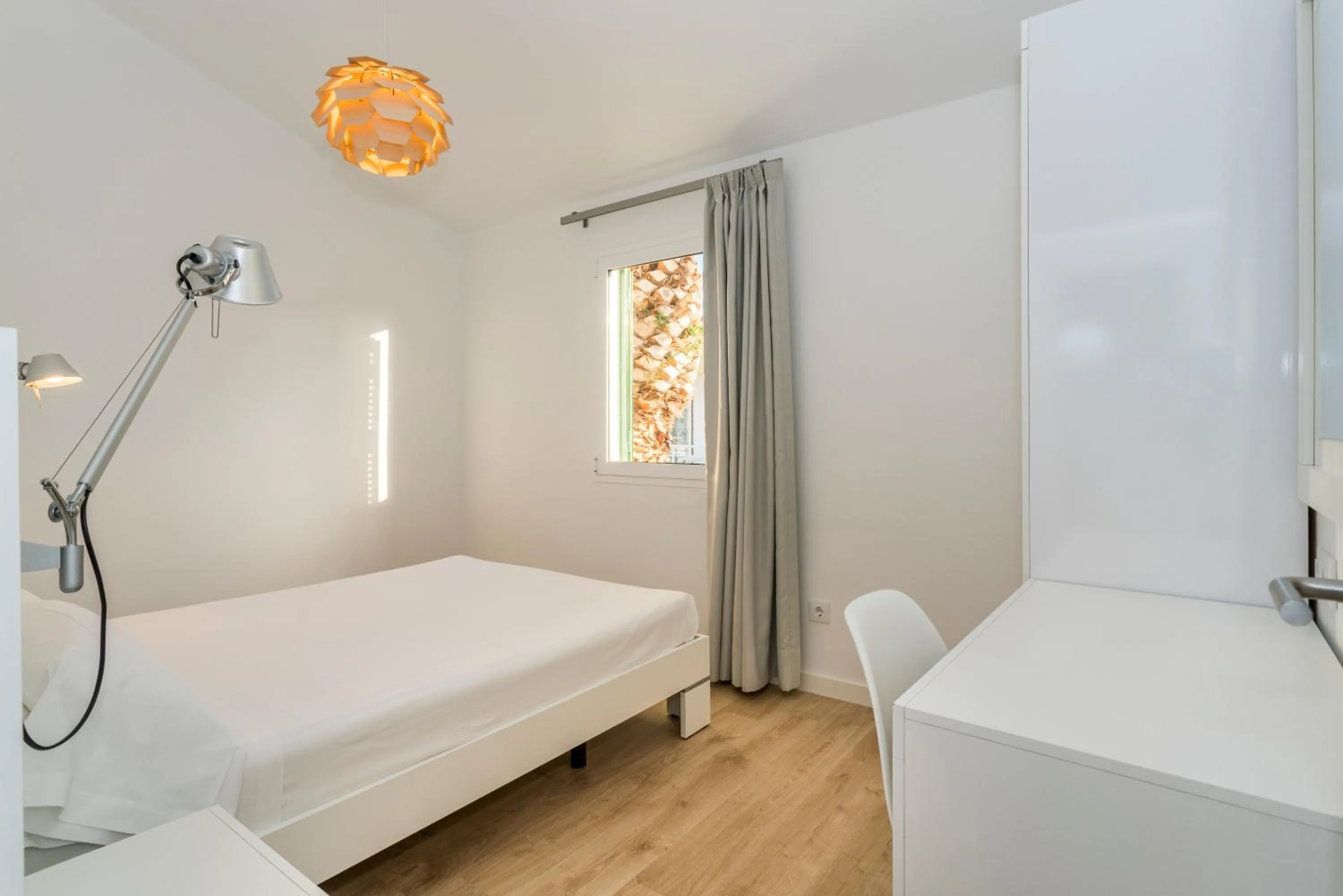 Bedroom, Bed in Apartaments Cales de Ponent