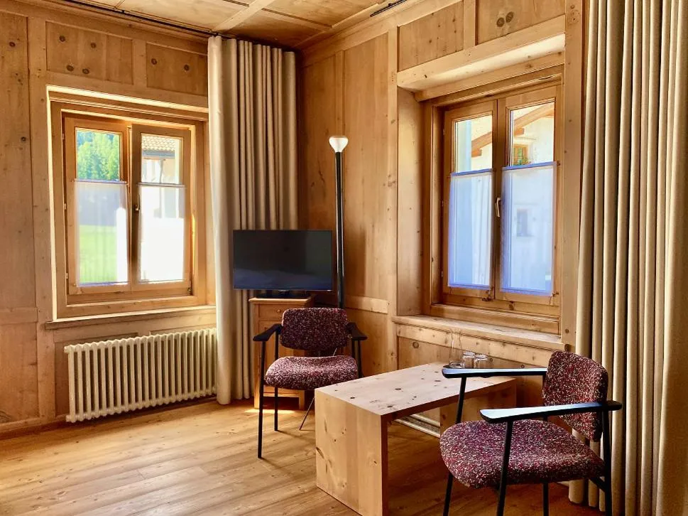 Seating area in Hotel Central La Fainera Superior