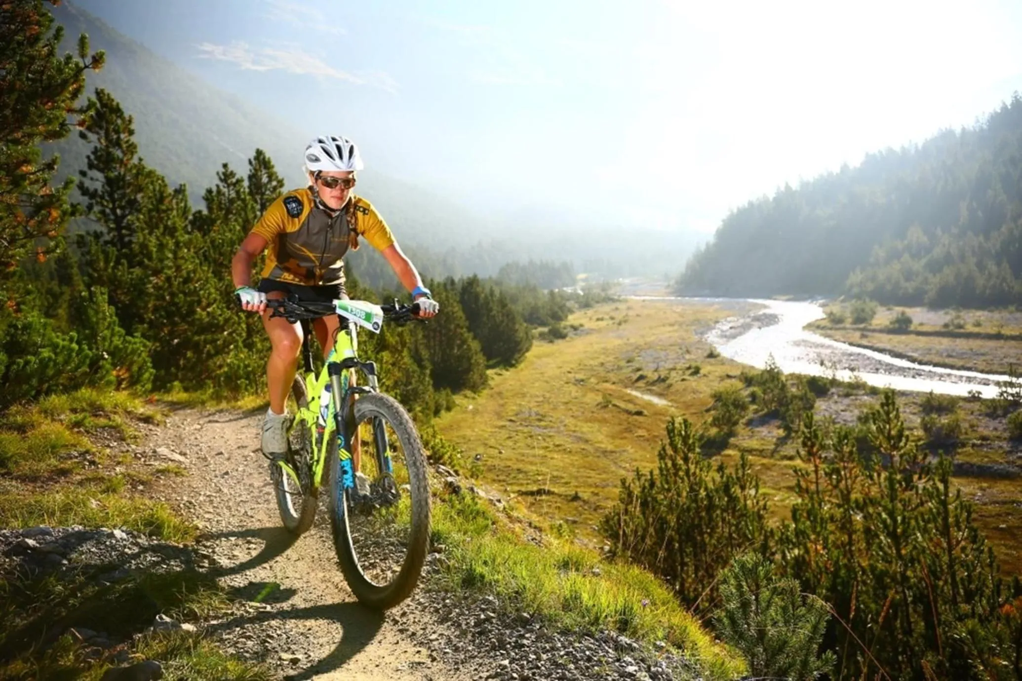 People in Hotel Central La Fainera Superior