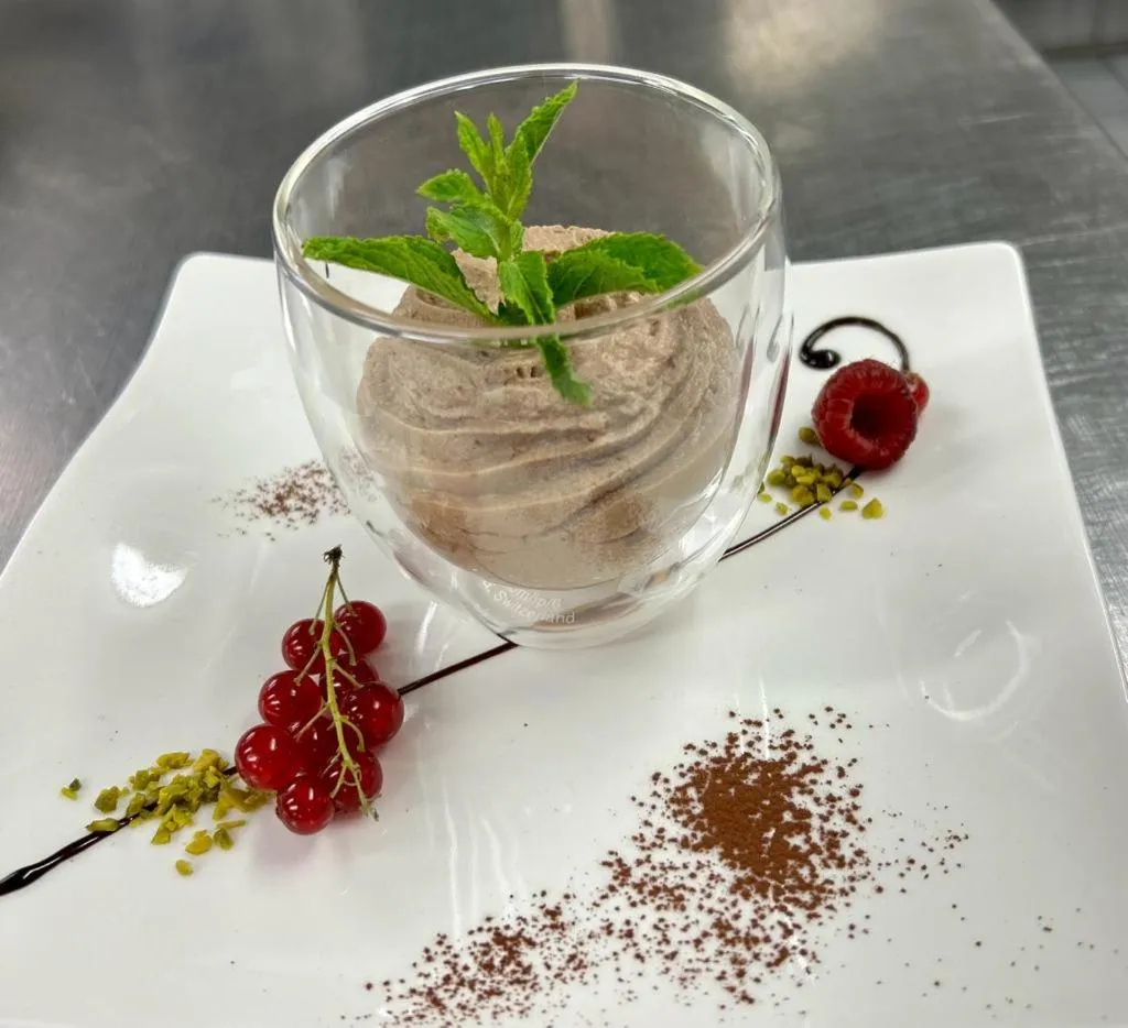 Food and drinks in Hotel Central La Fainera Superior