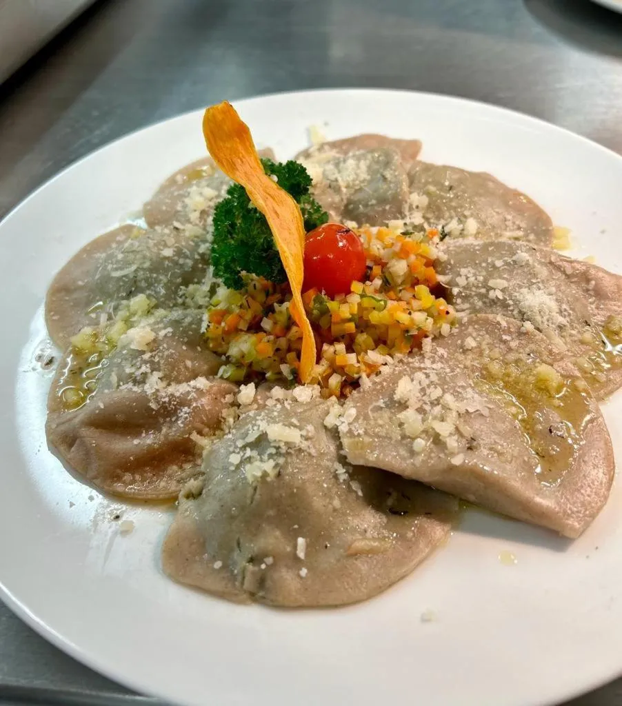 Food and drinks in Hotel Central La Fainera Superior