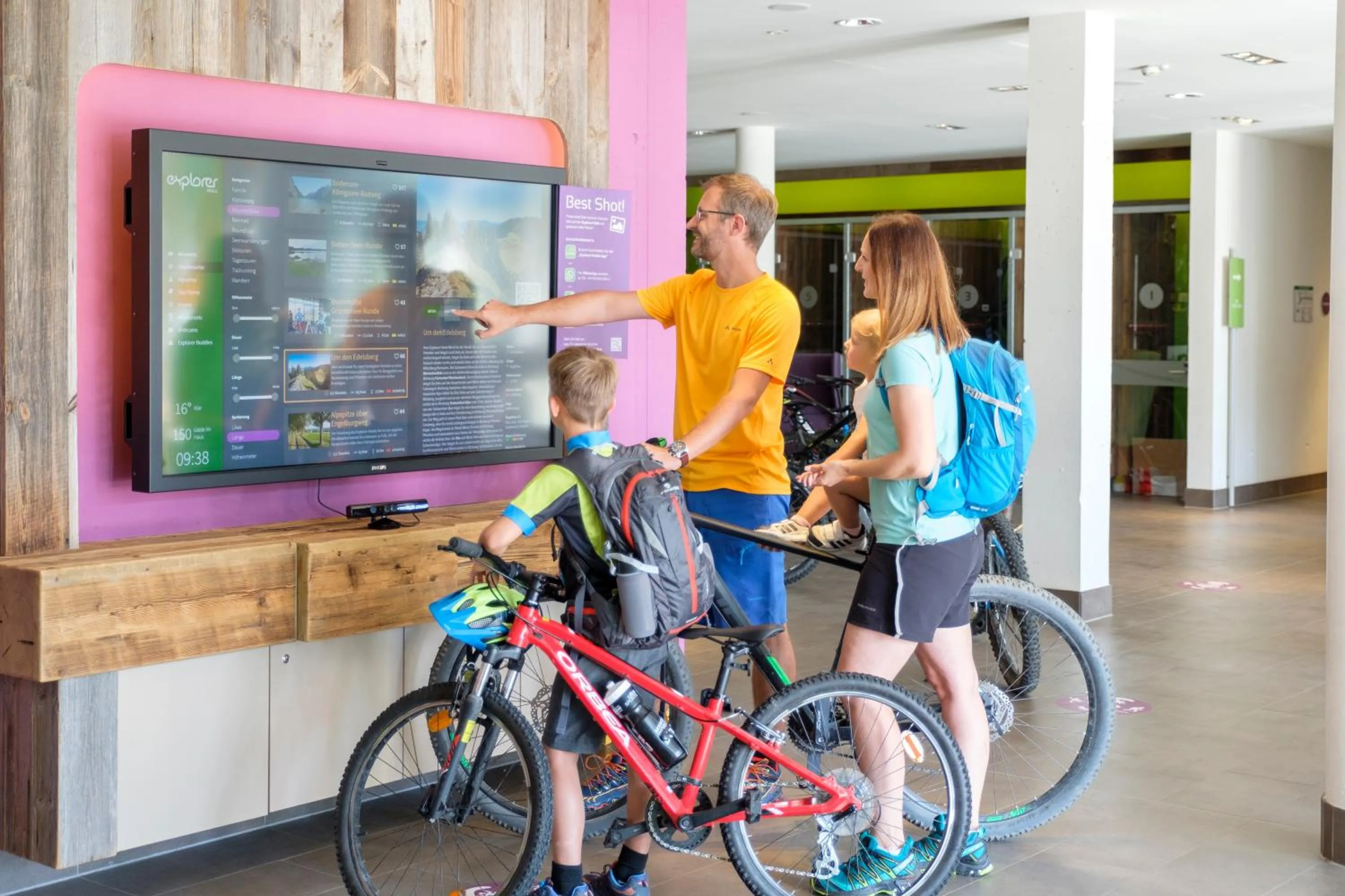 Lounge or bar in Explorer Hotel Ötztal