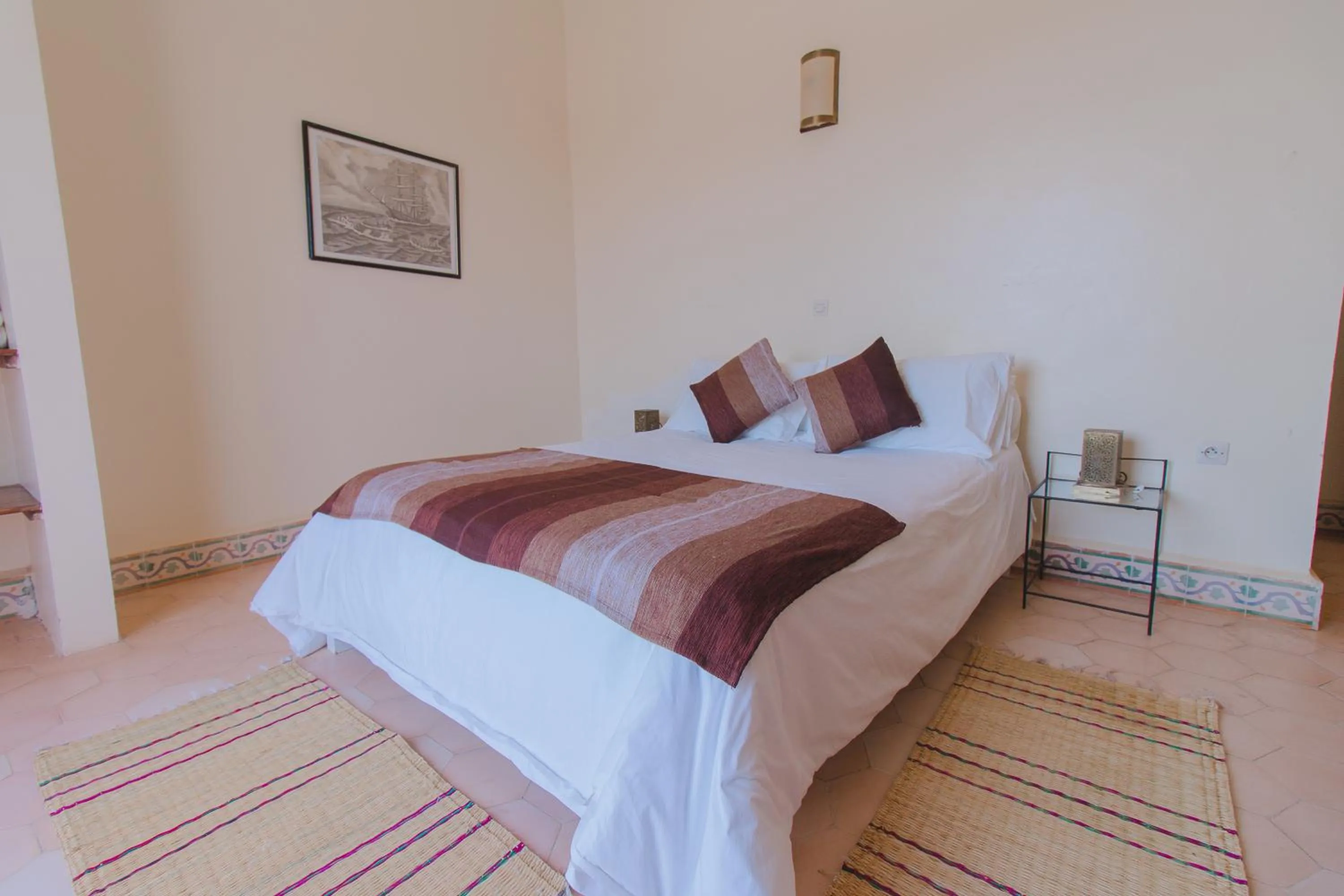 Photo of the whole room in Auberge du Marabout