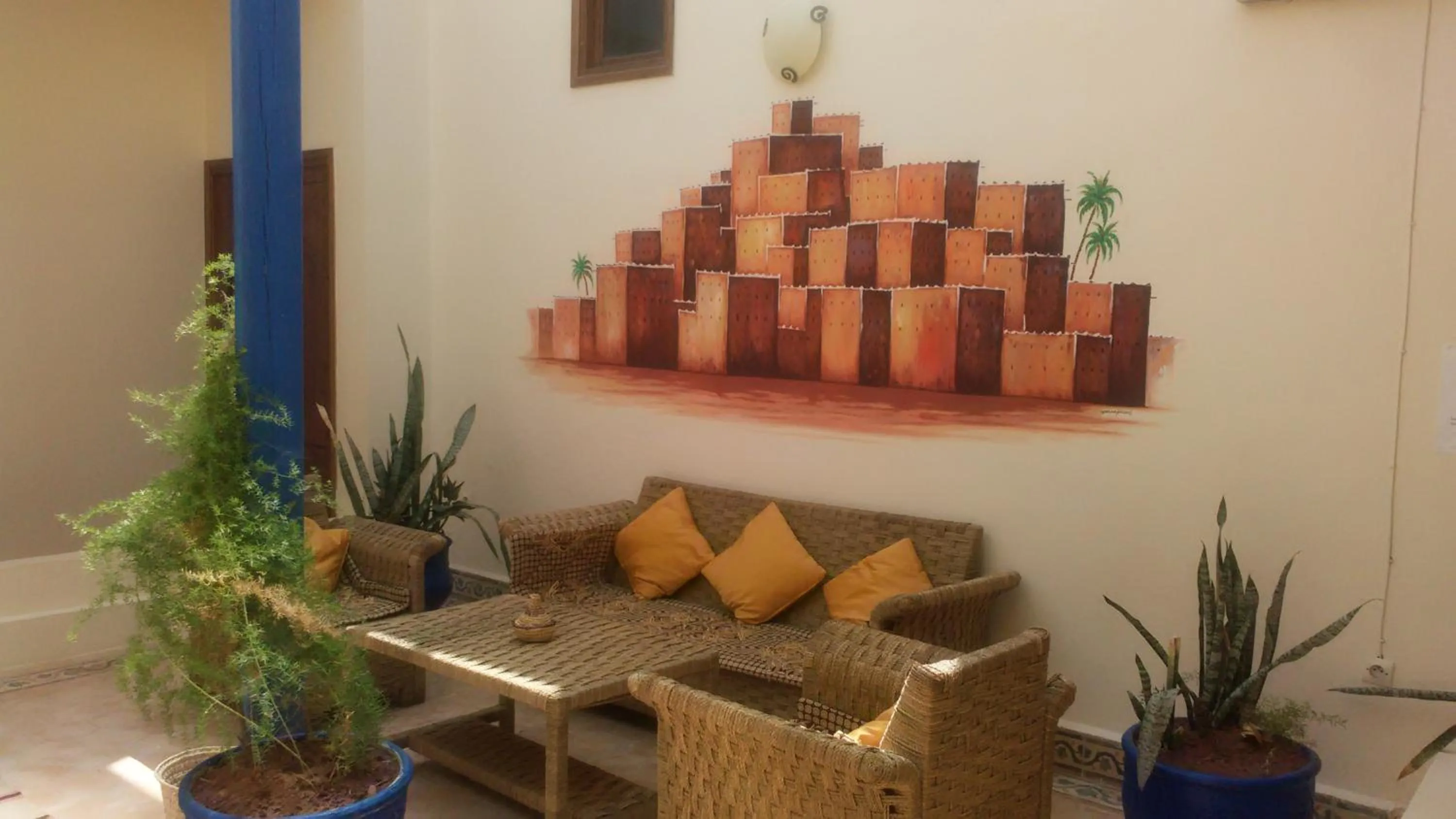 Patio in Auberge du Marabout