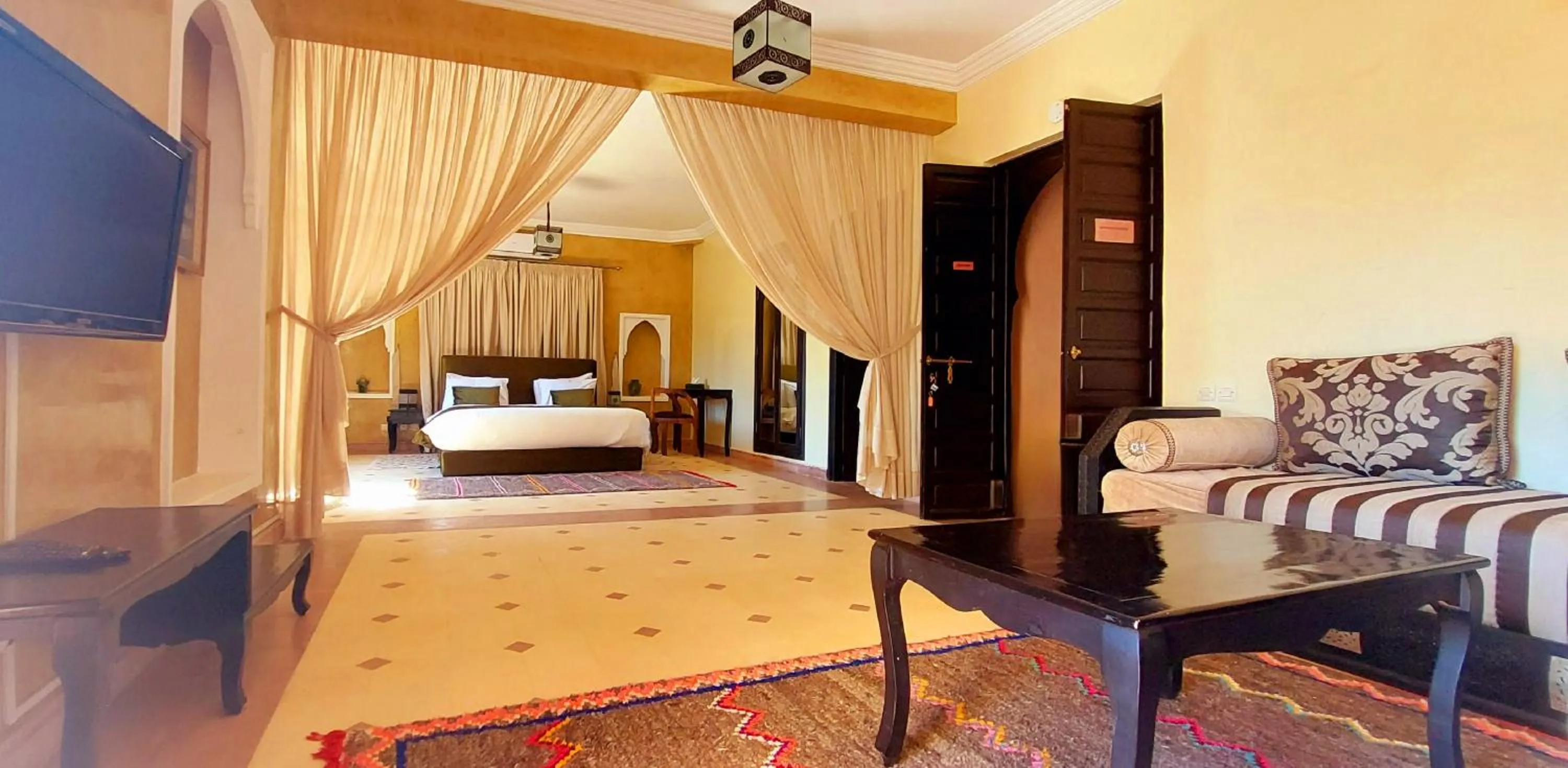 Suite with Mountain View in Kasbah ATFEL