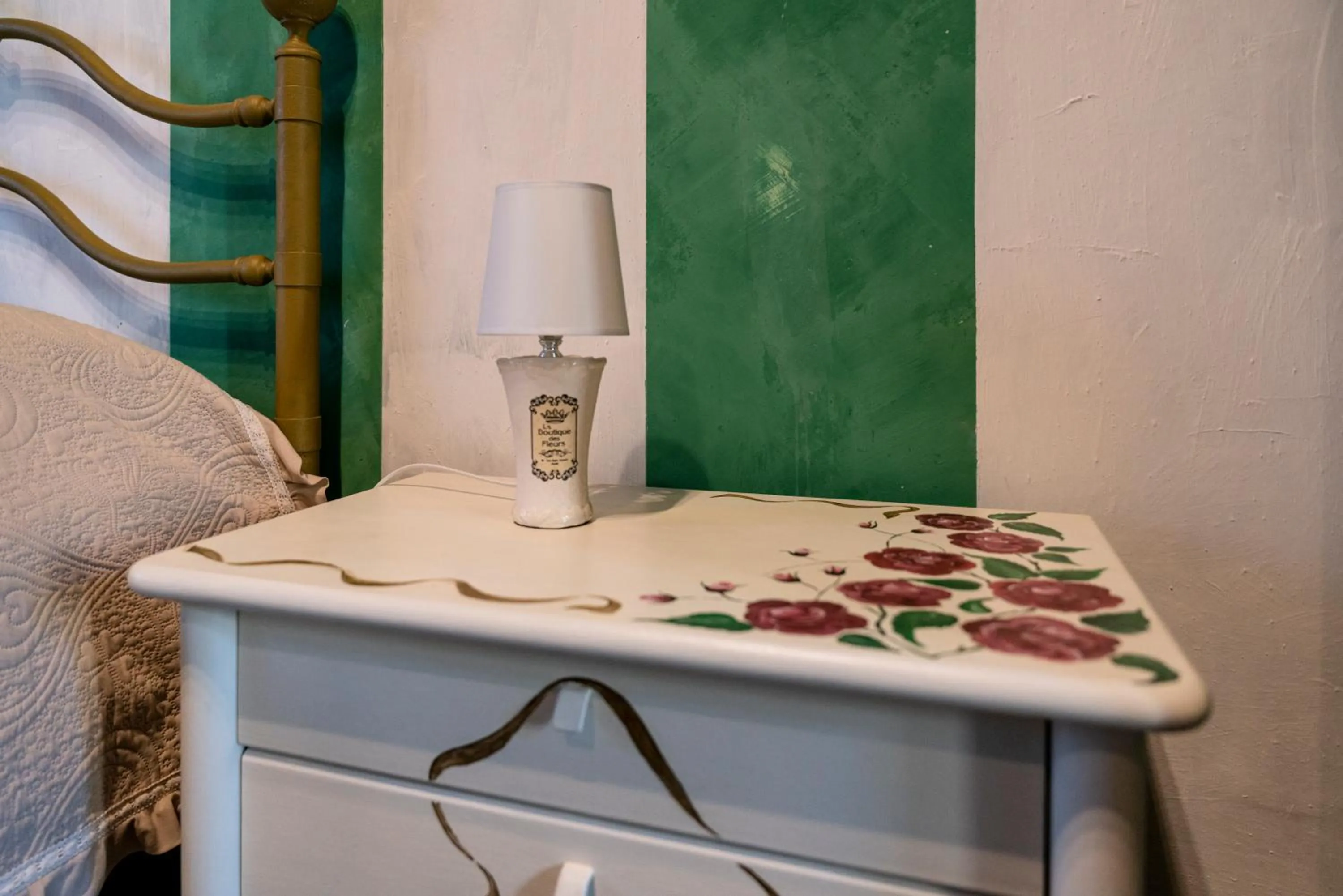 Bed in Antica Taverna del Principe