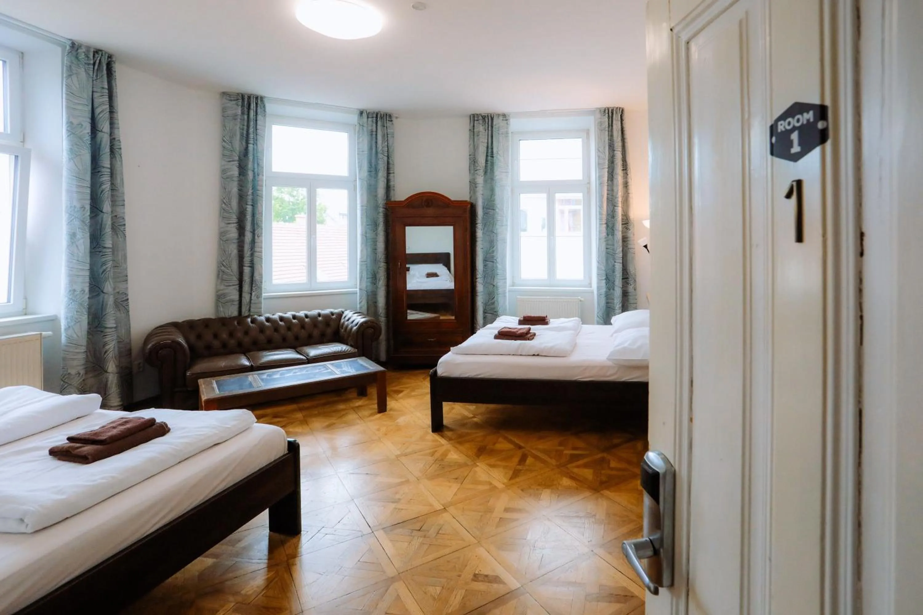 Bed in Cuba Bar & Hostel