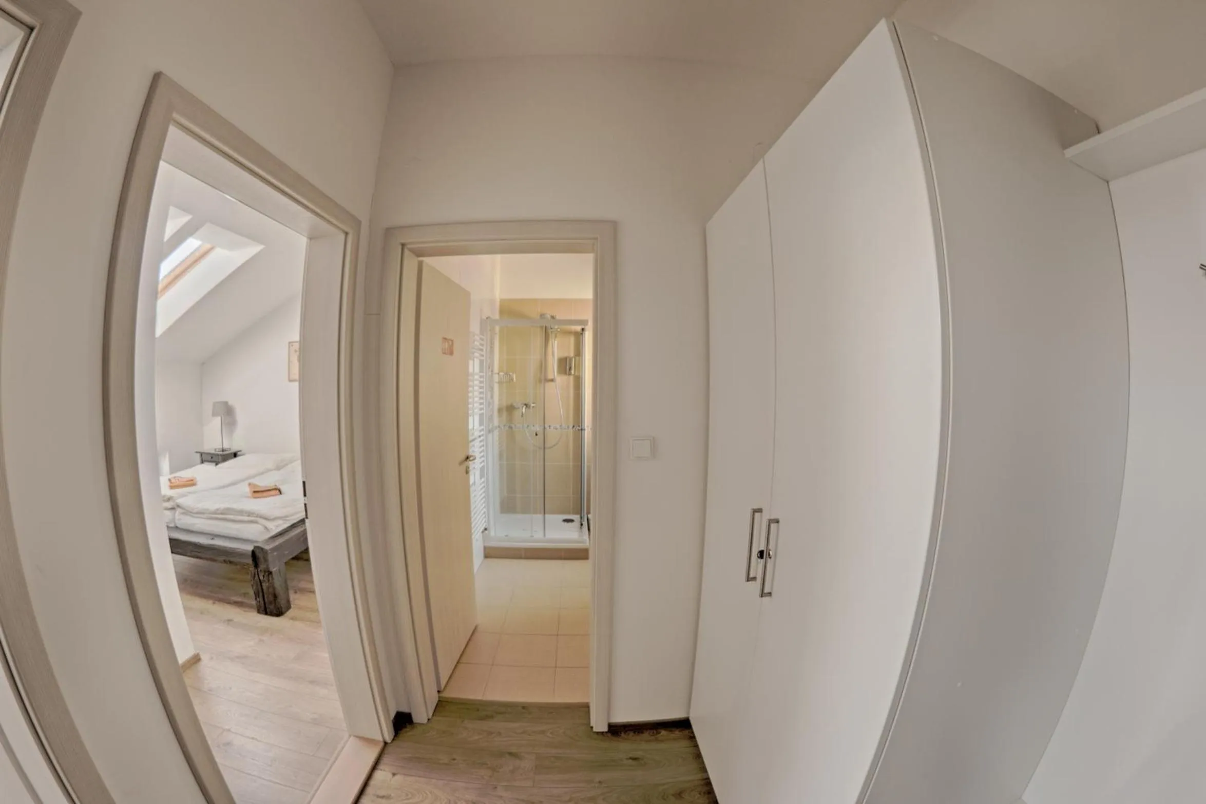 Bathroom, Bed in Cuba Bar & Hostel