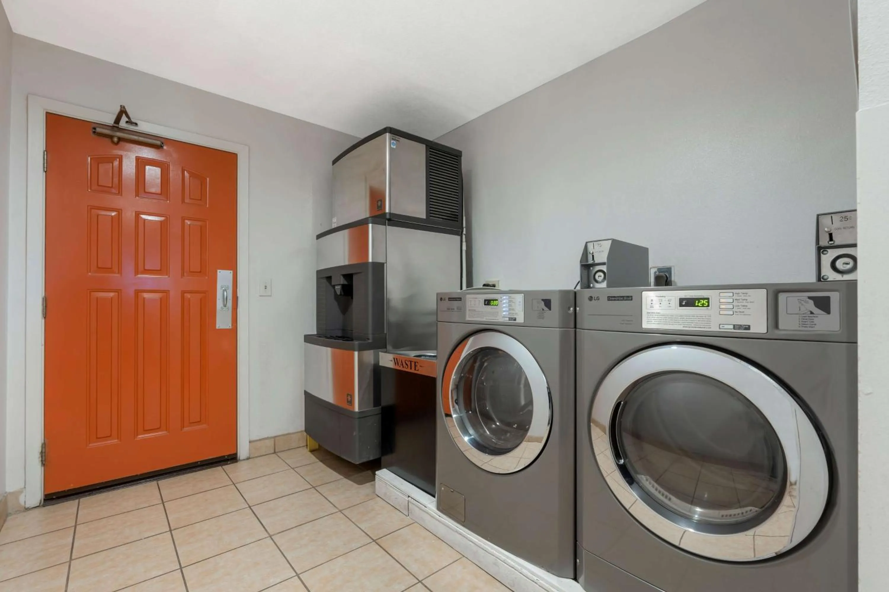 Property building in Best Western Colonial Inn