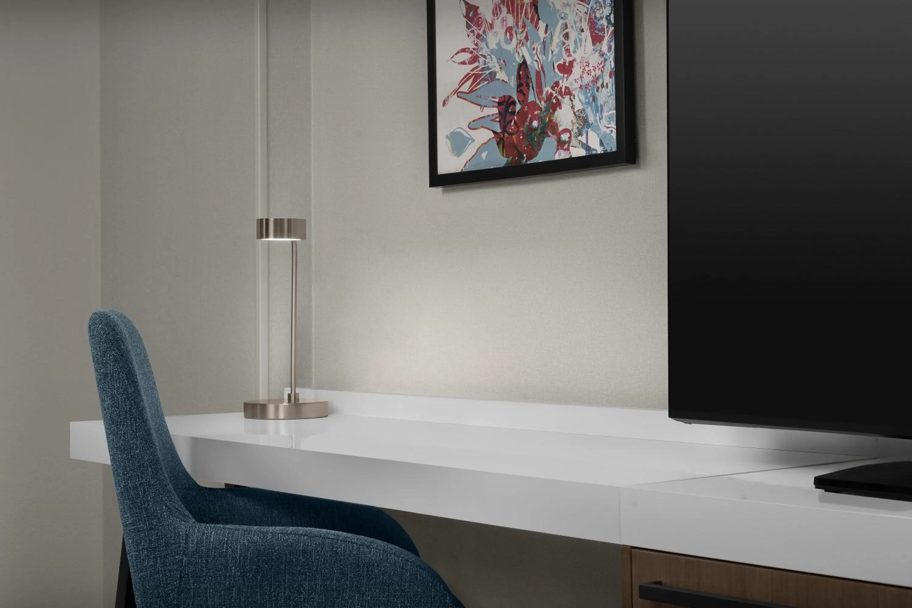 Bedroom in Hilton Garden Inn Philadelphia-Fort Washington